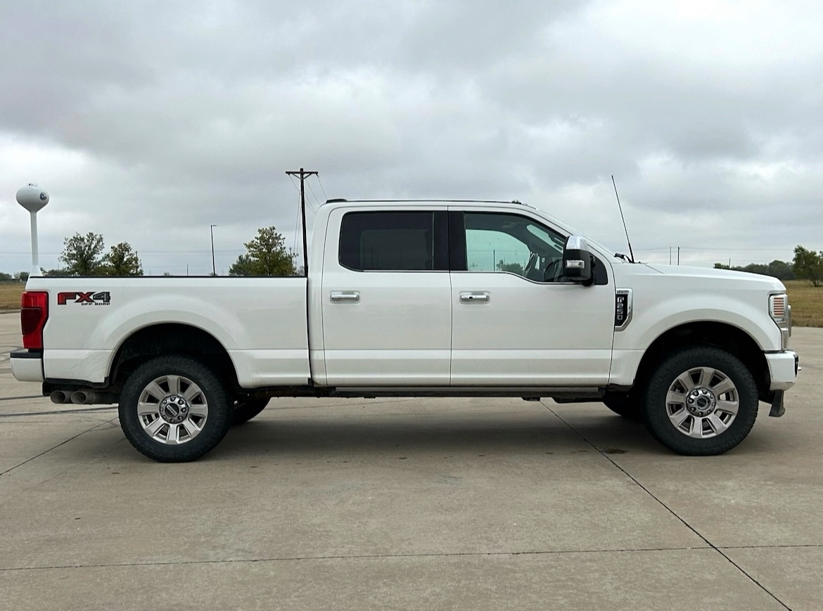 2022 Ford F-250SD Platinum 4