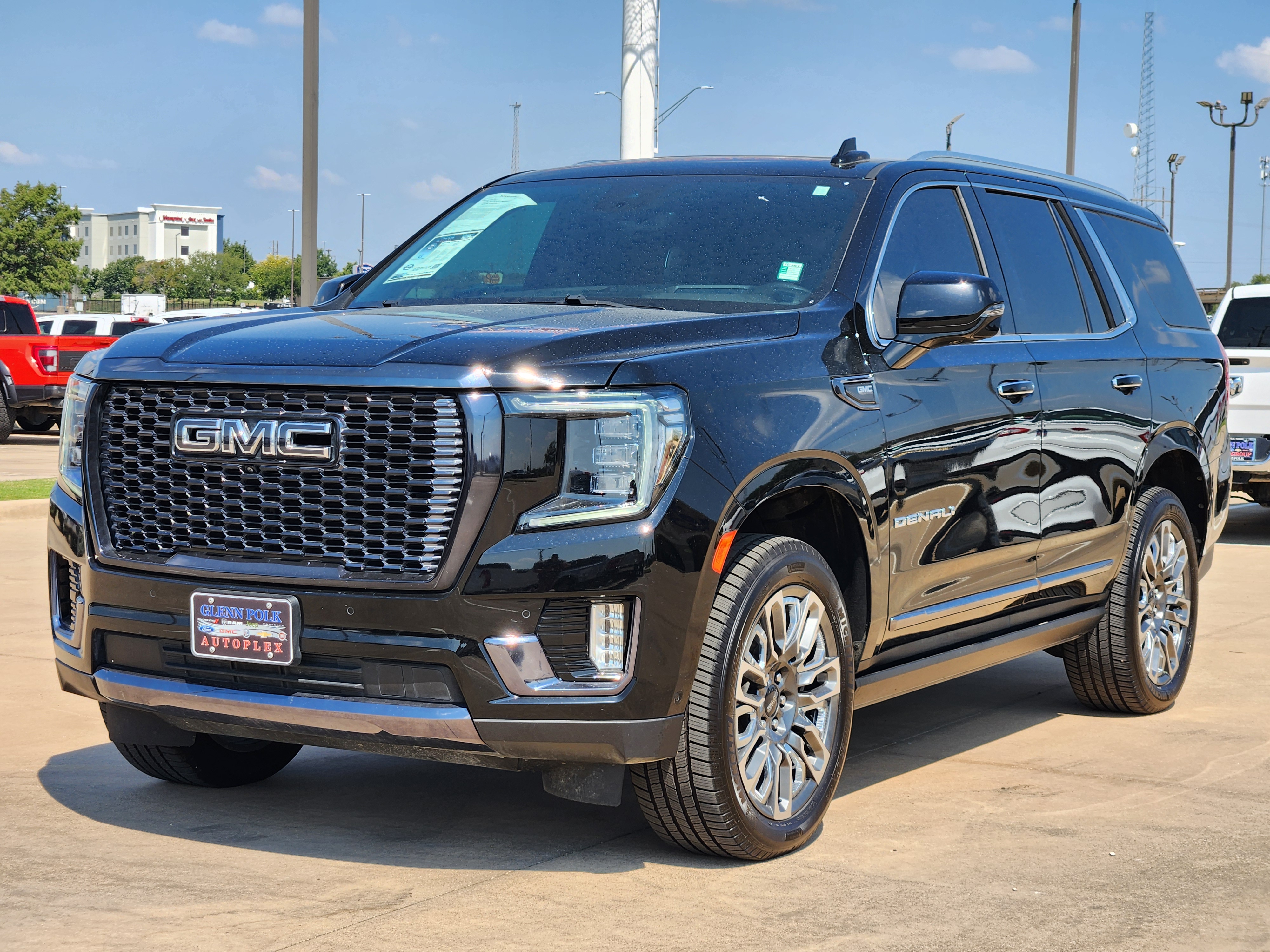 2023 GMC Yukon Denali Ultimate 2