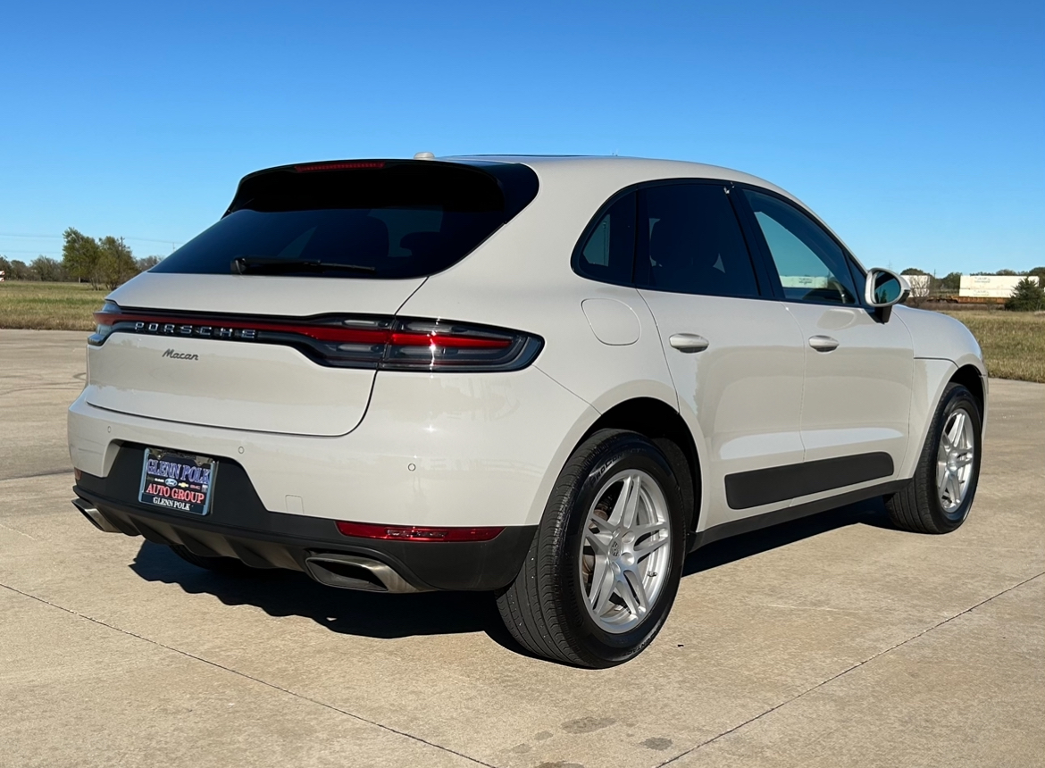 2021 Porsche Macan Base 9