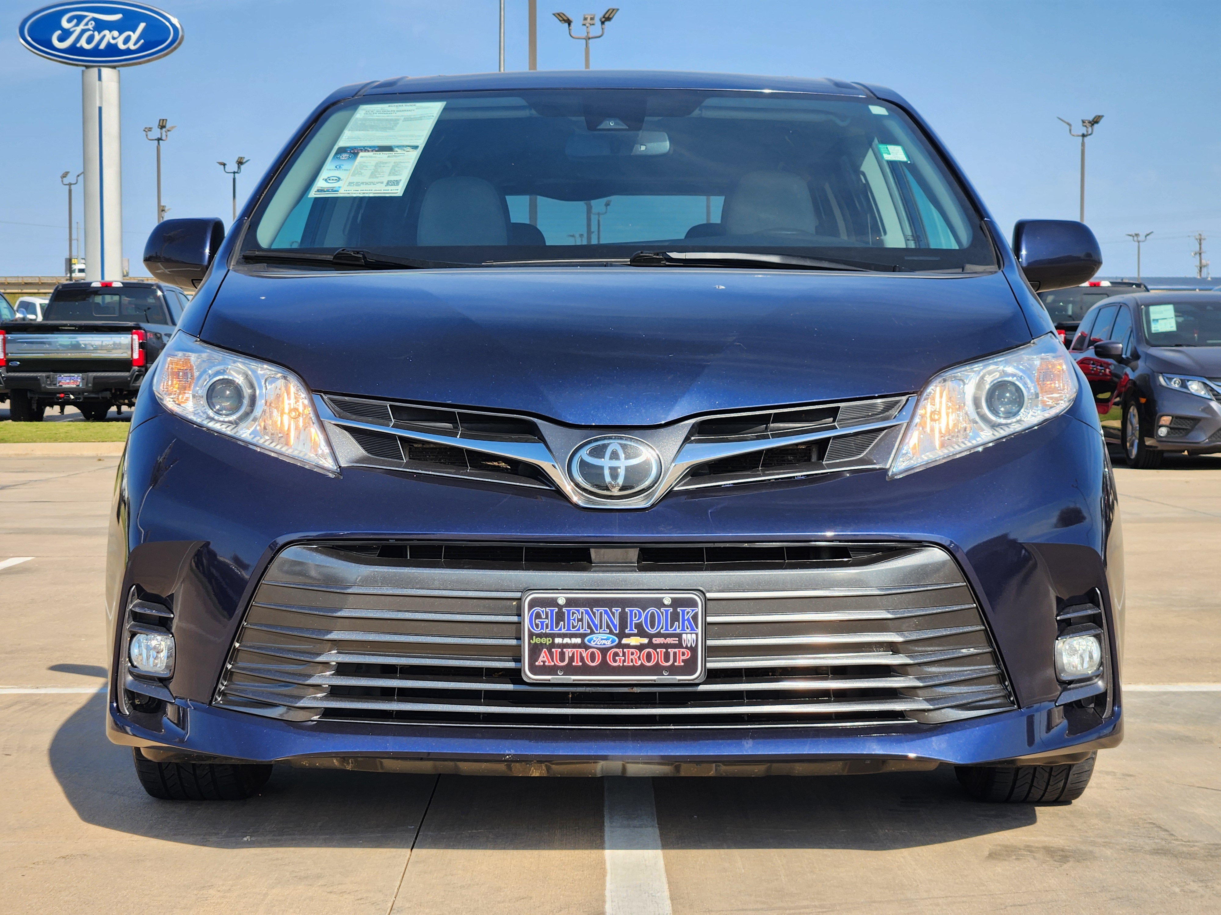 2019 Toyota Sienna  2