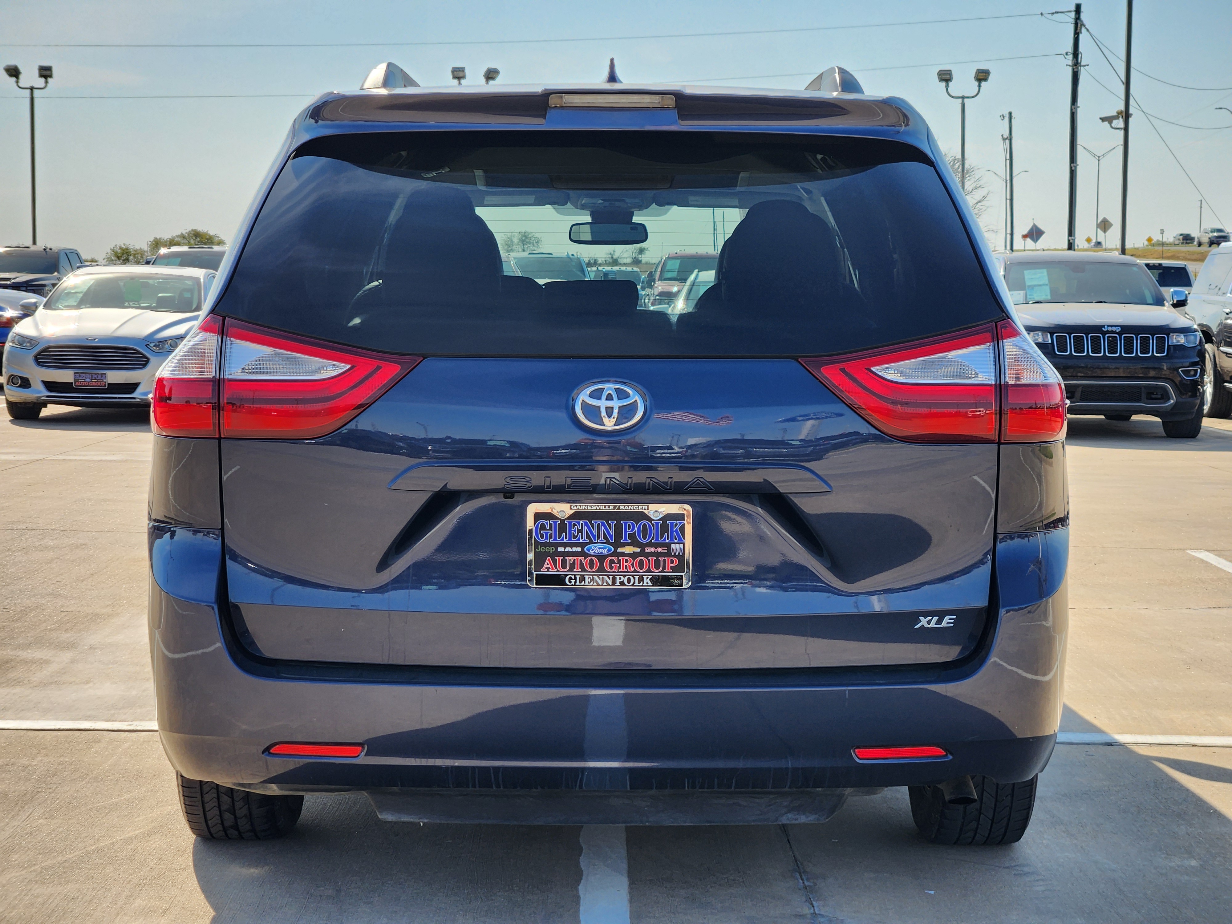 2019 Toyota Sienna  6