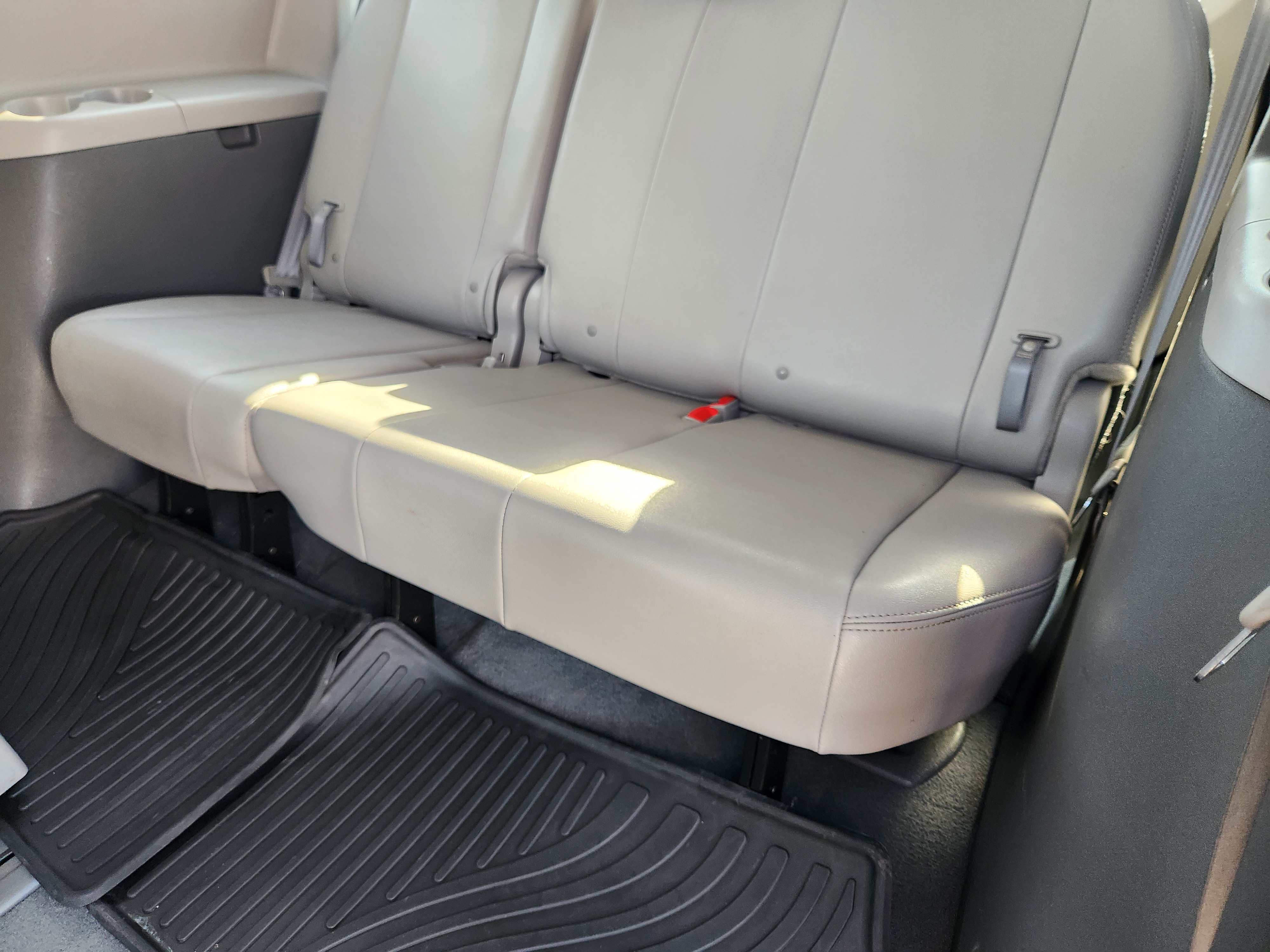 2019 Toyota Sienna  31