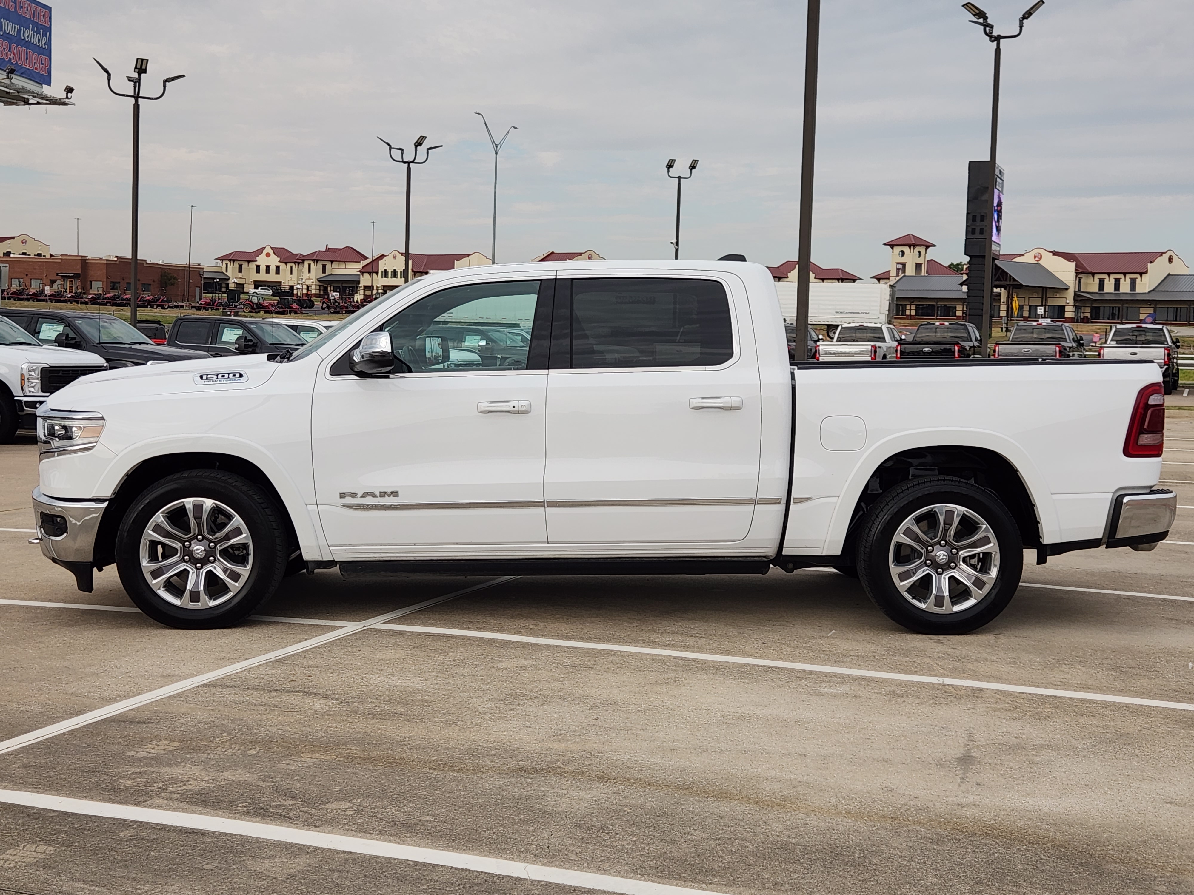 2023 Ram 1500 Limited 4