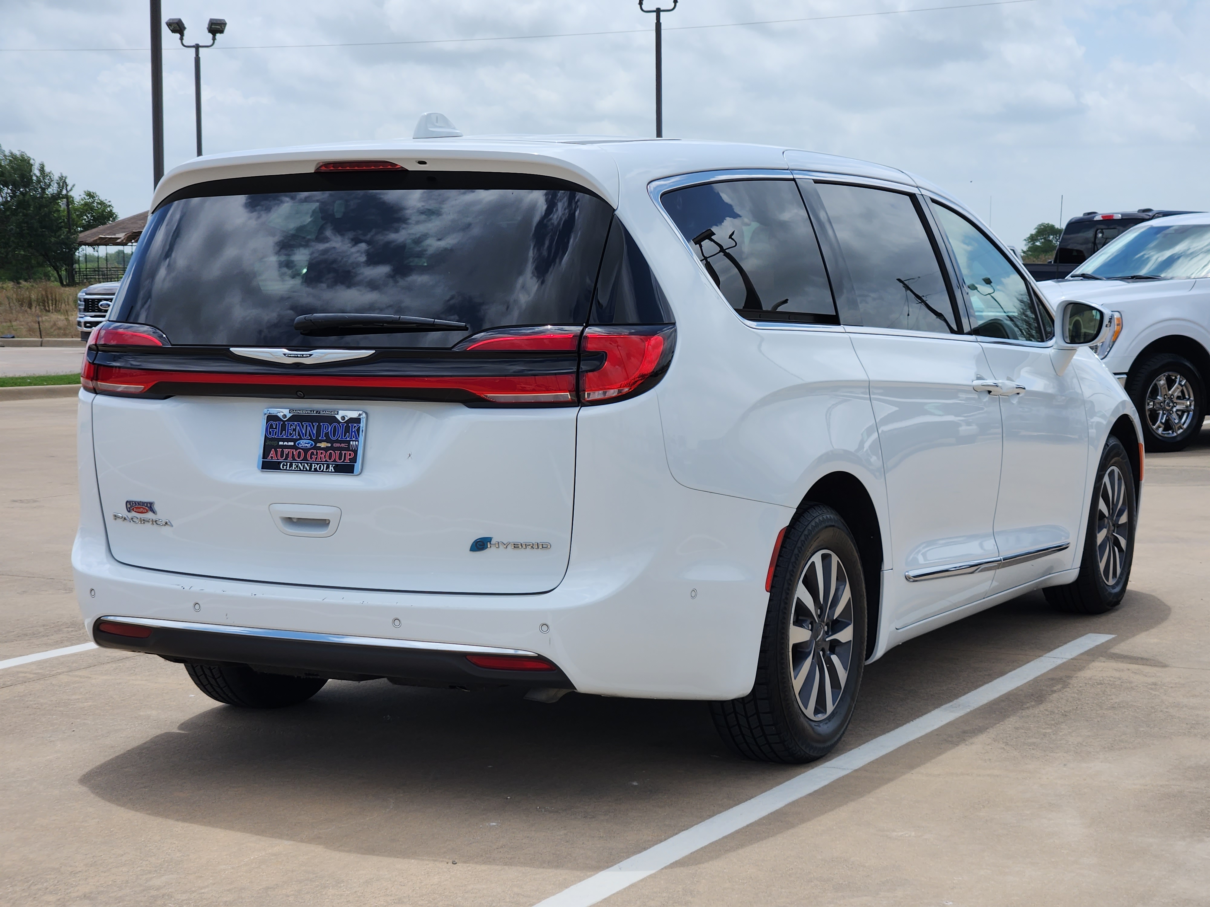 2022 Chrysler Pacifica Hybrid Limited 7