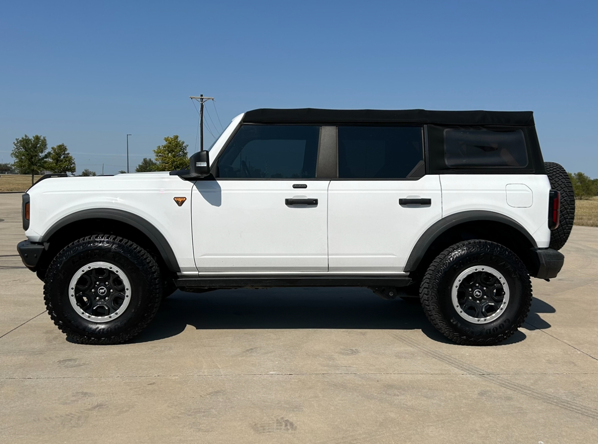 2021 Ford Bronco Badlands 8