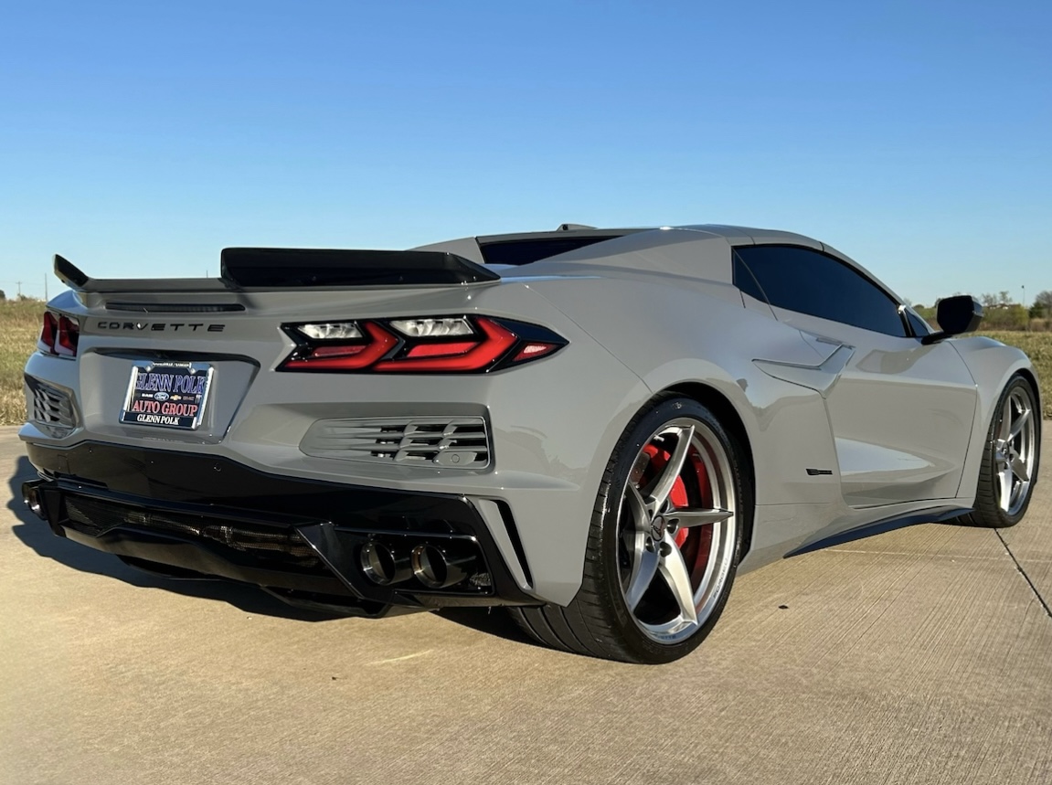 2024 Chevrolet Corvette E-Ray 10