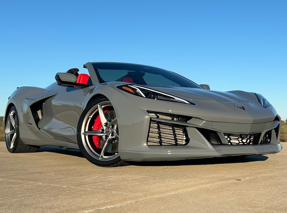 2024 Chevrolet Corvette E-Ray 13