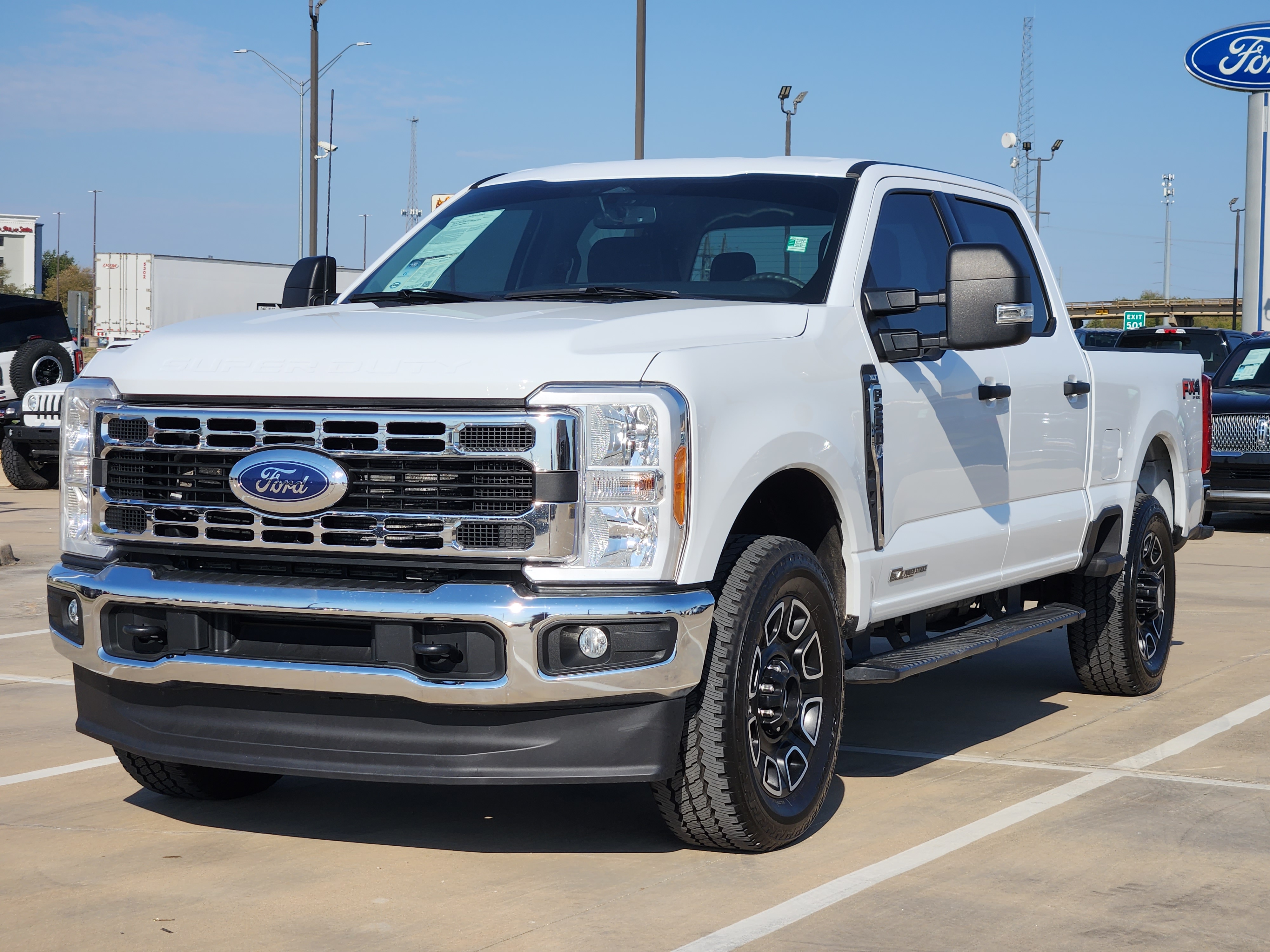 2023 Ford F-250SD XLT 3