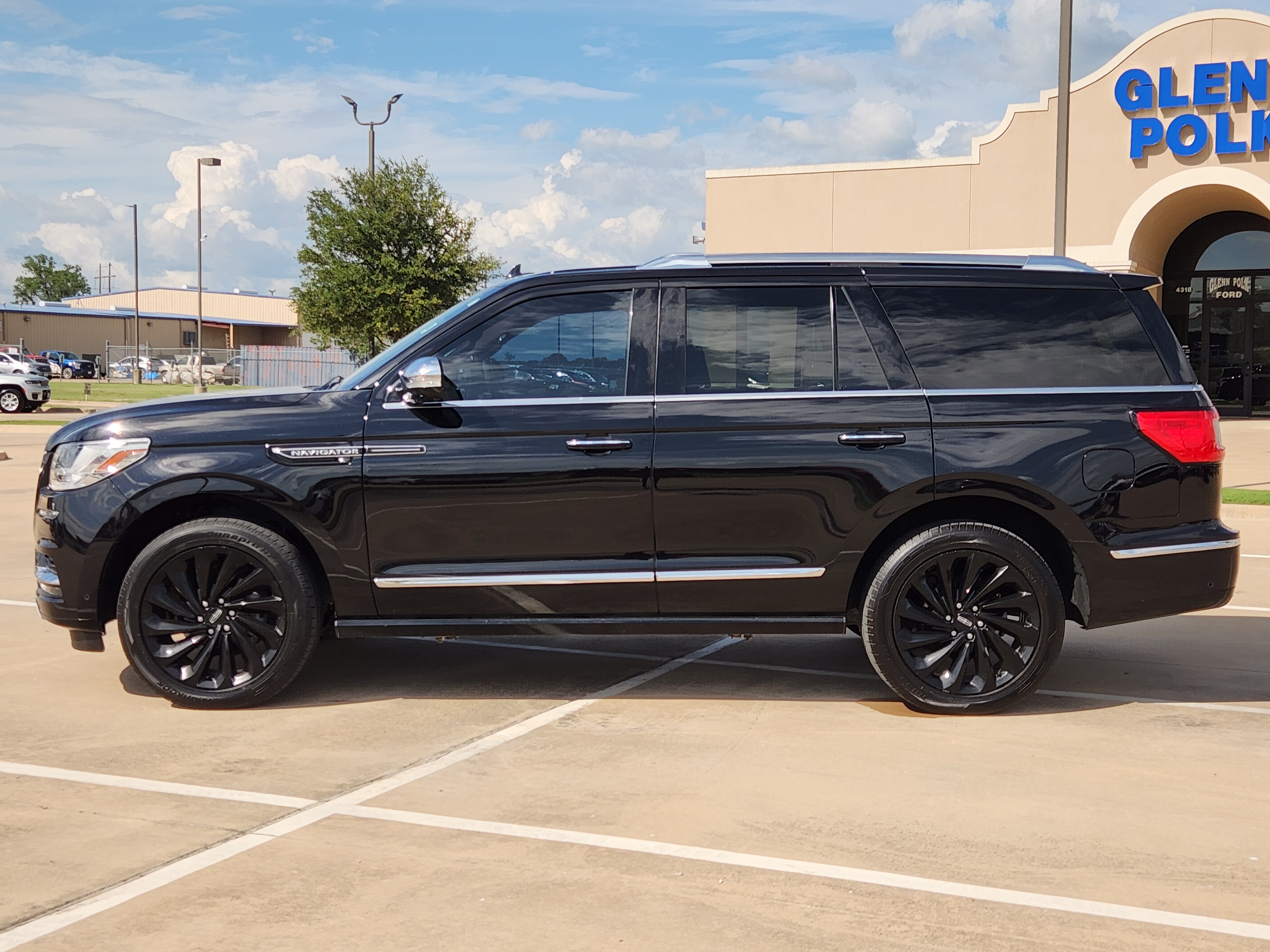 2021 Lincoln Navigator Black Label 4