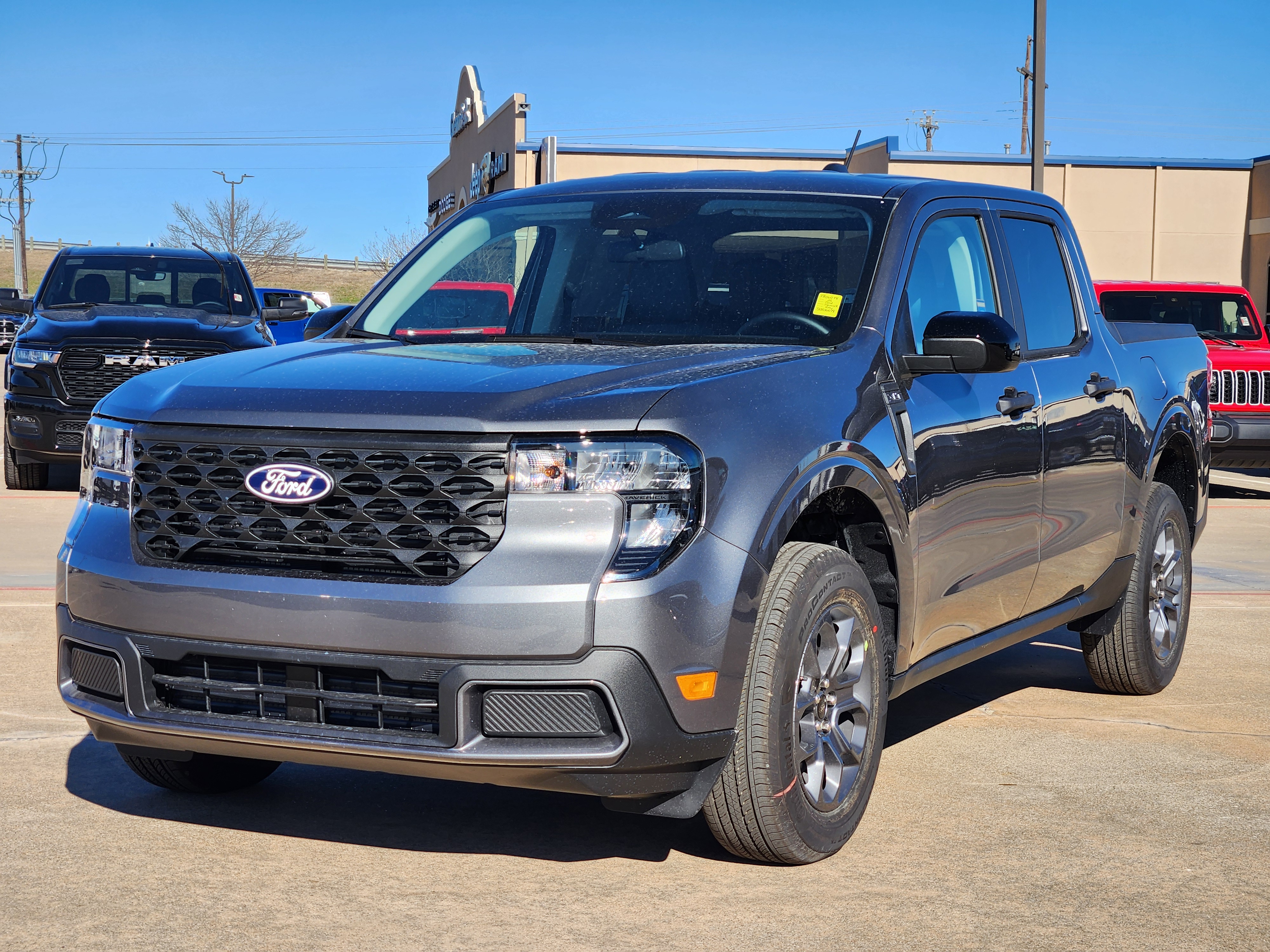 2025 Ford Maverick XLT 2