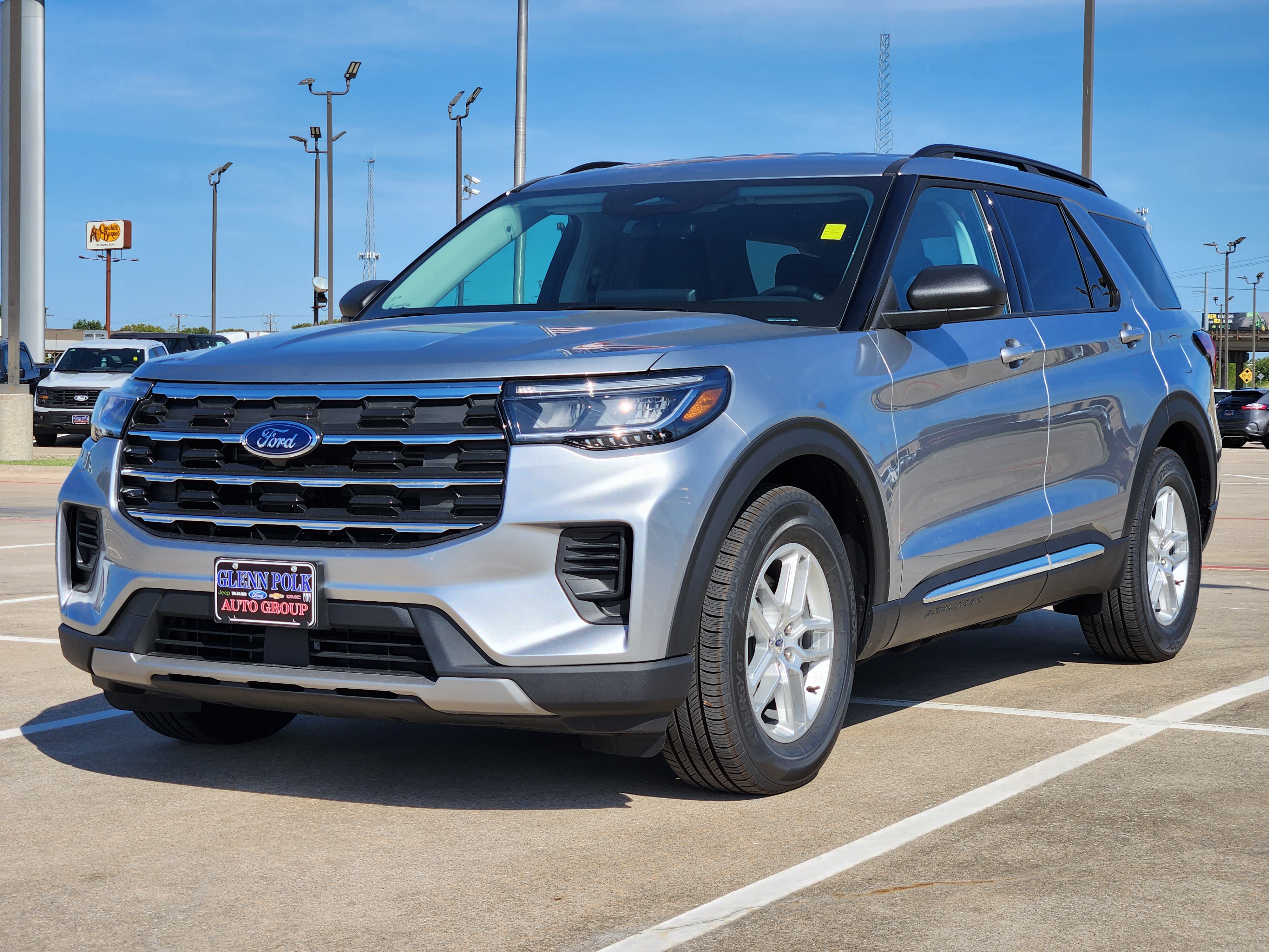 2025 Ford Explorer Active 2