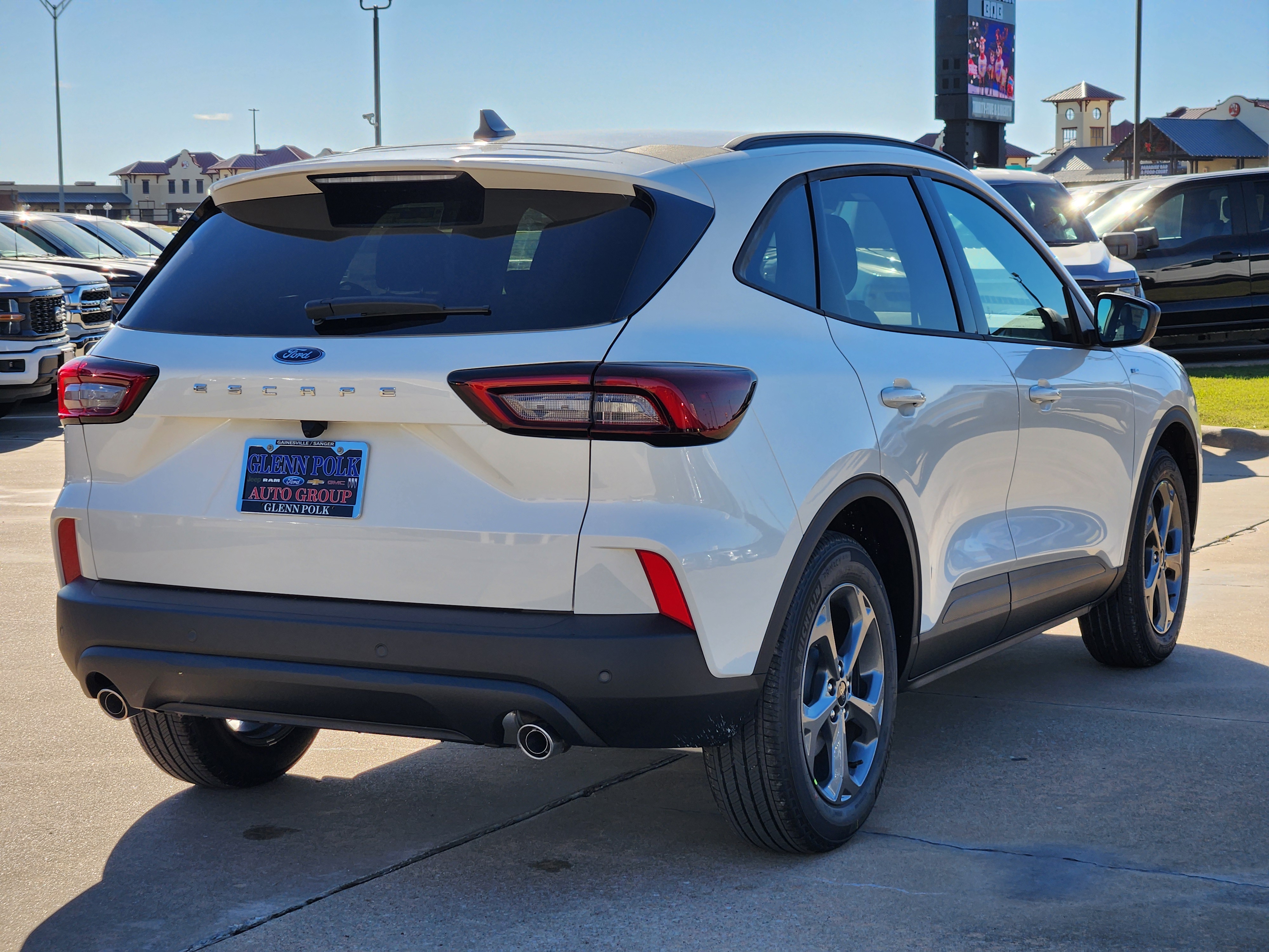 2025 Ford Escape ST-Line 5