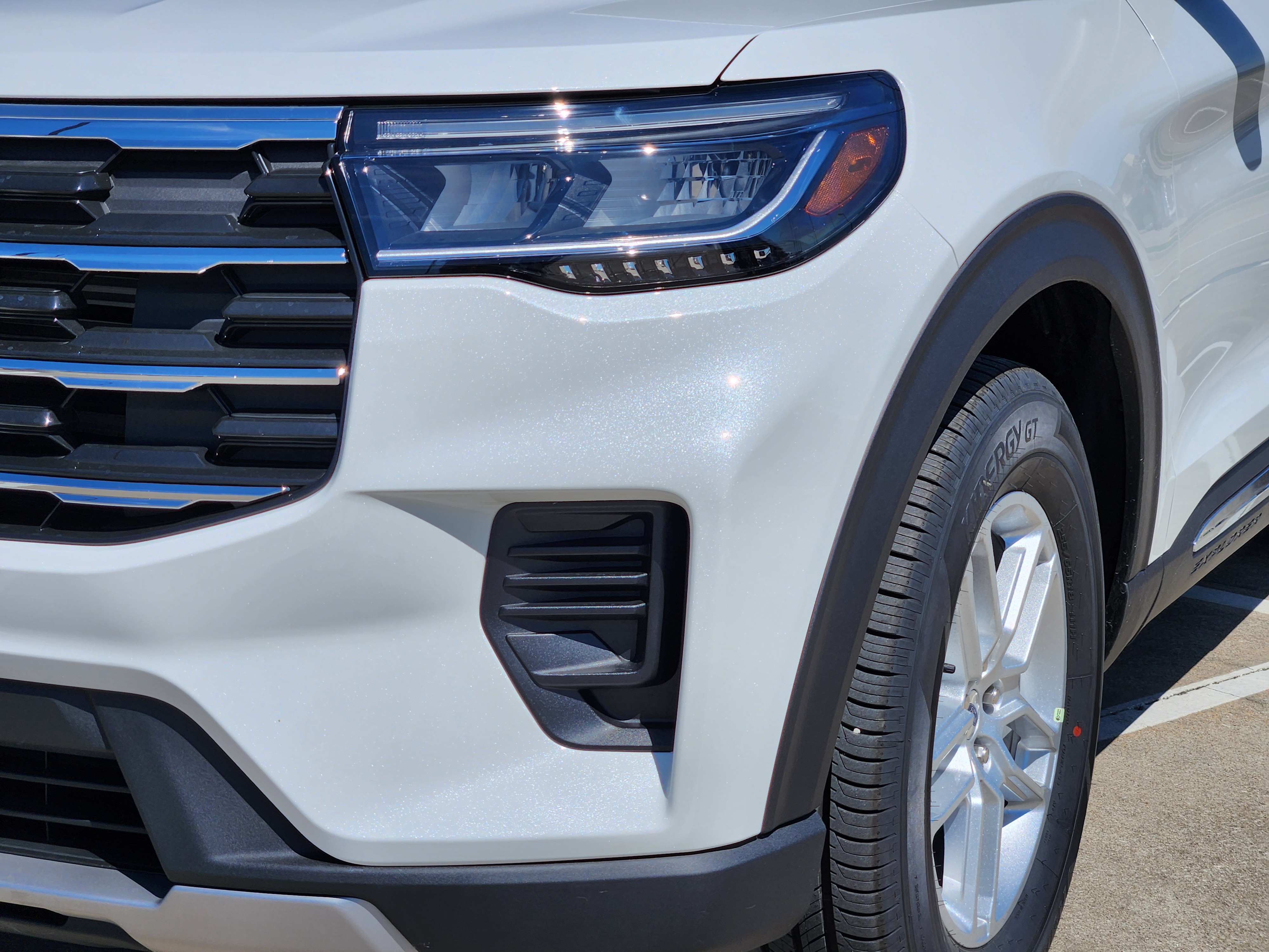 2025 Ford Explorer Active 7