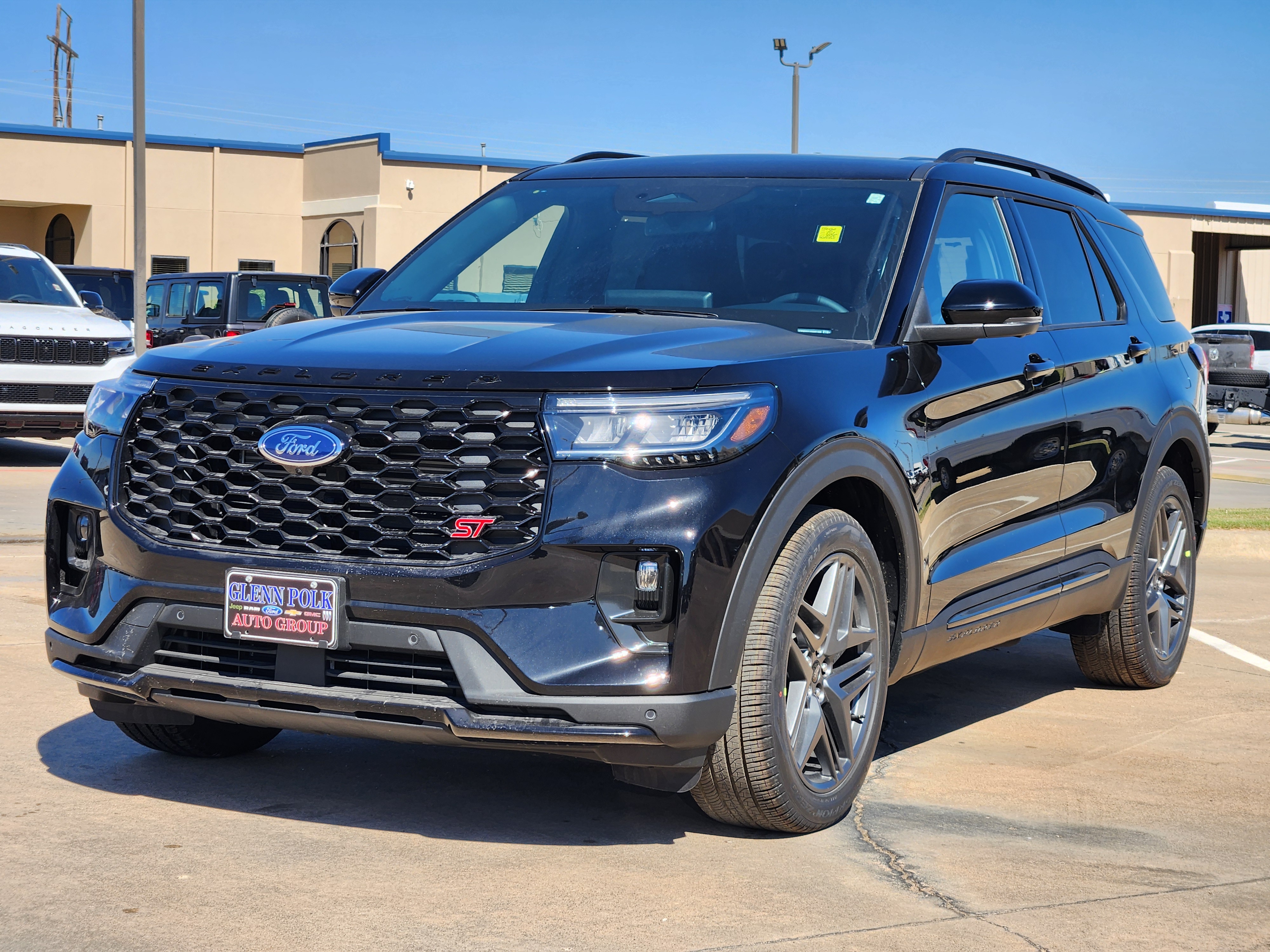 2025 Ford Explorer ST 2