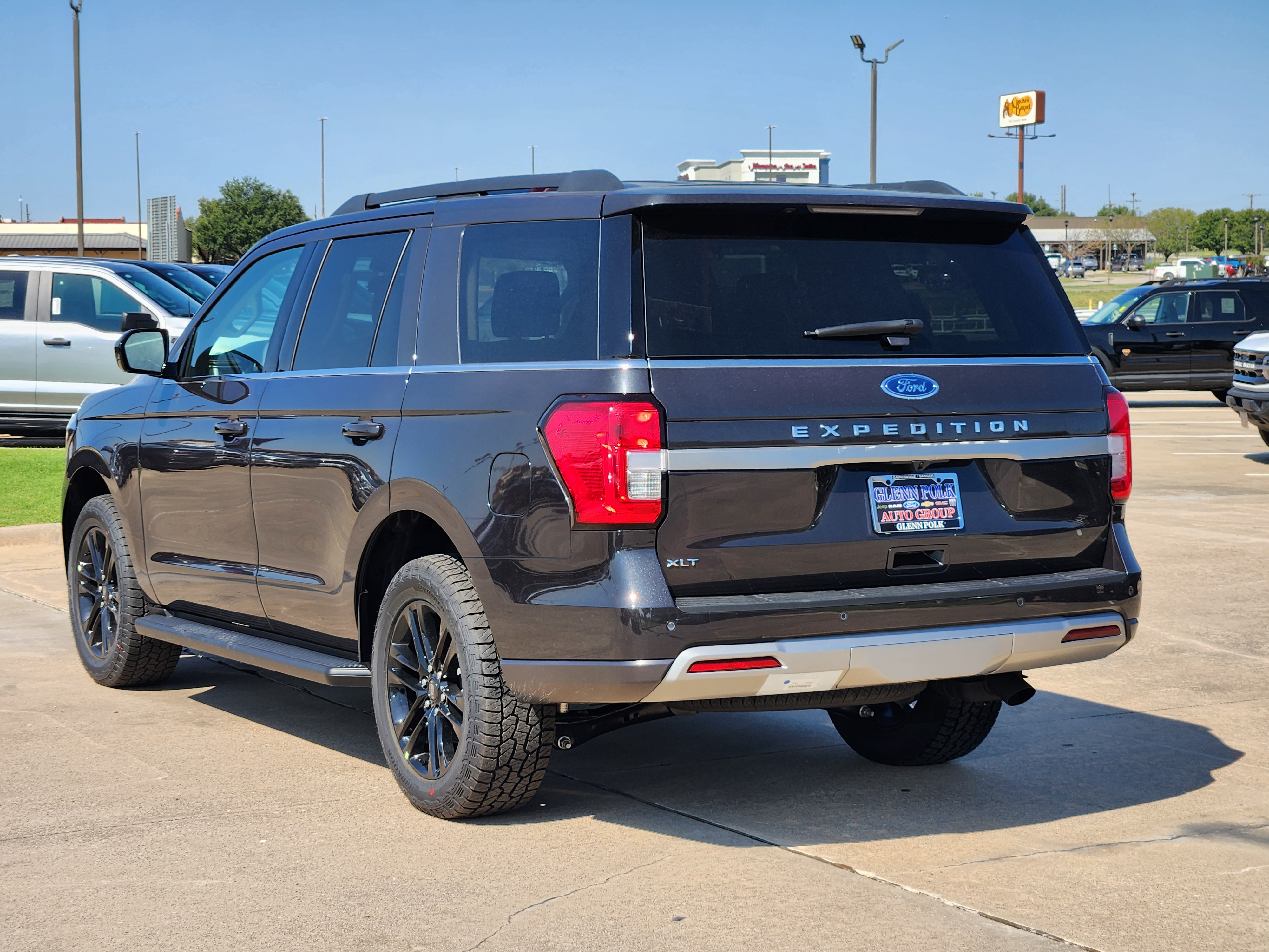 2024 Ford Expedition XLT 4