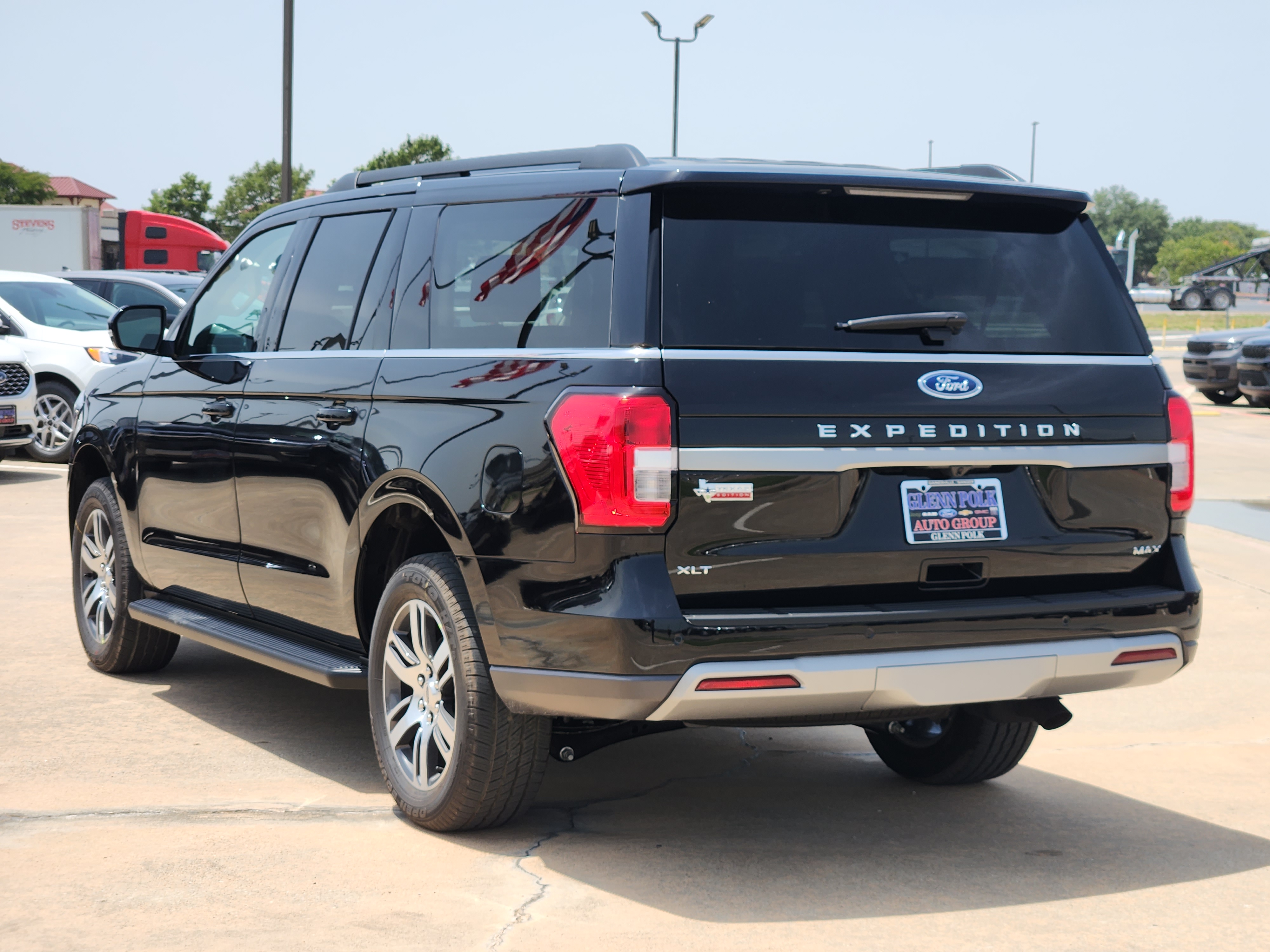 2024 Ford Expedition Max XLT 4