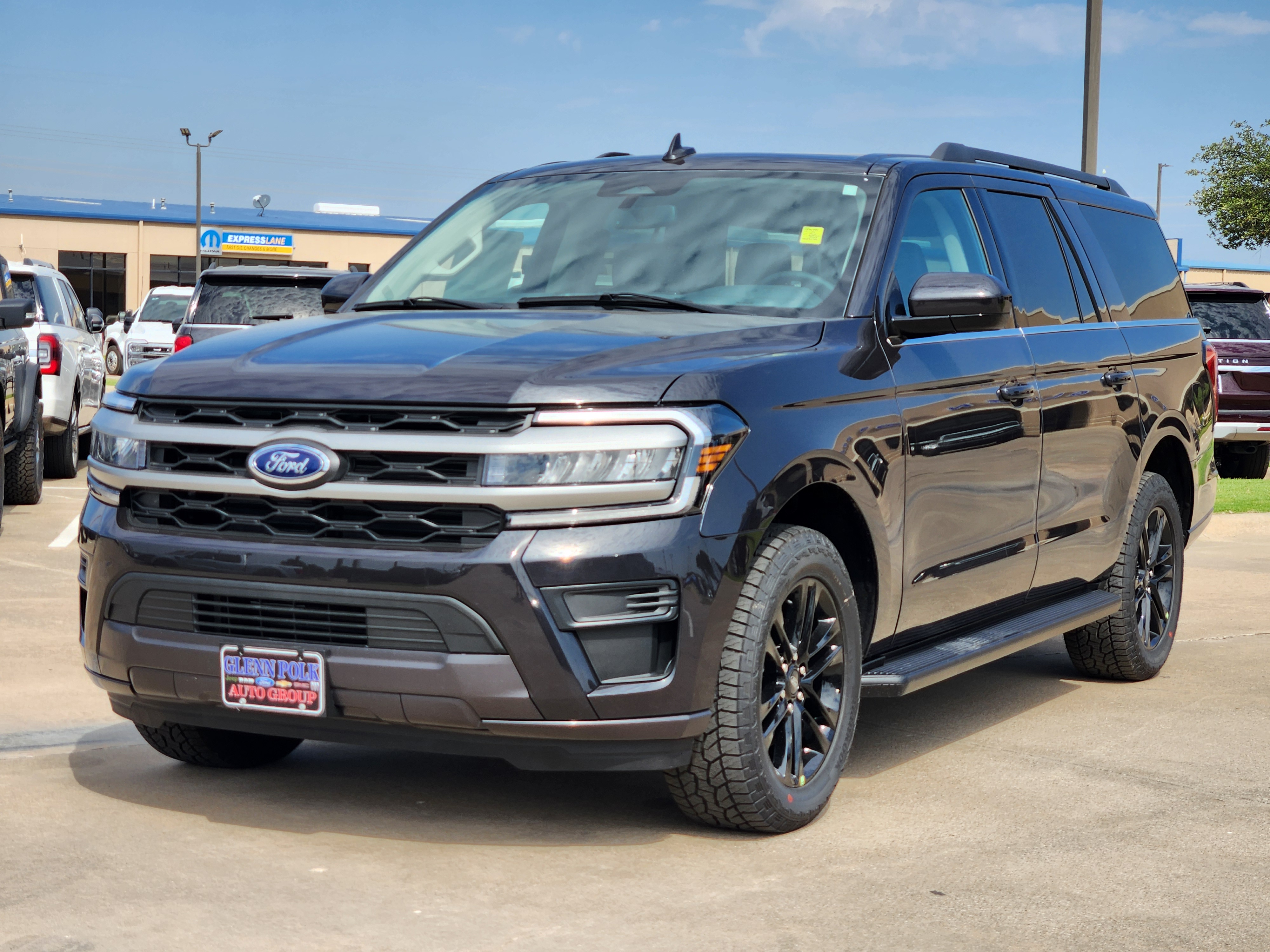 2024 Ford Expedition Max XLT 2