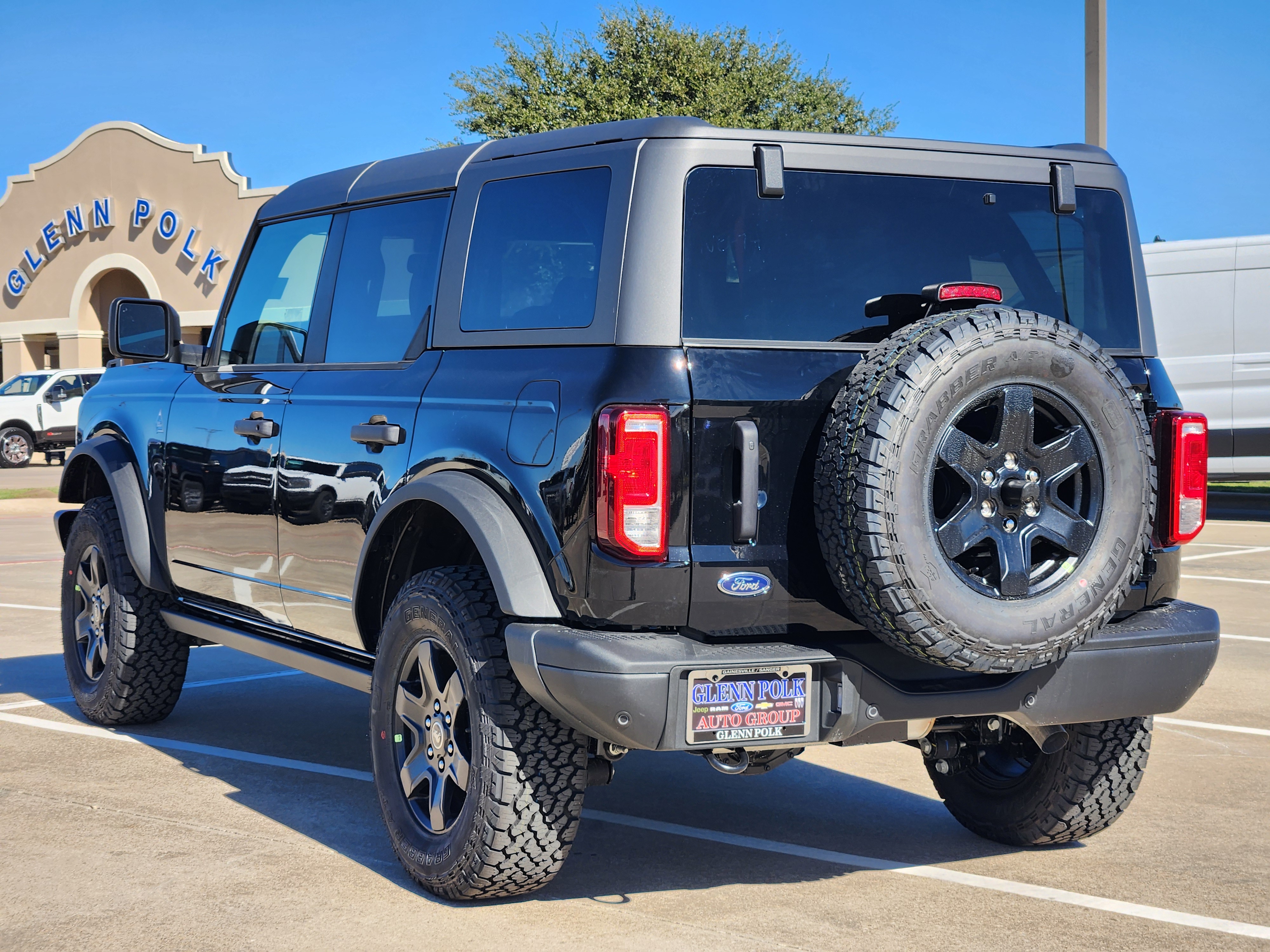 2024 Ford Bronco Black Diamond 4