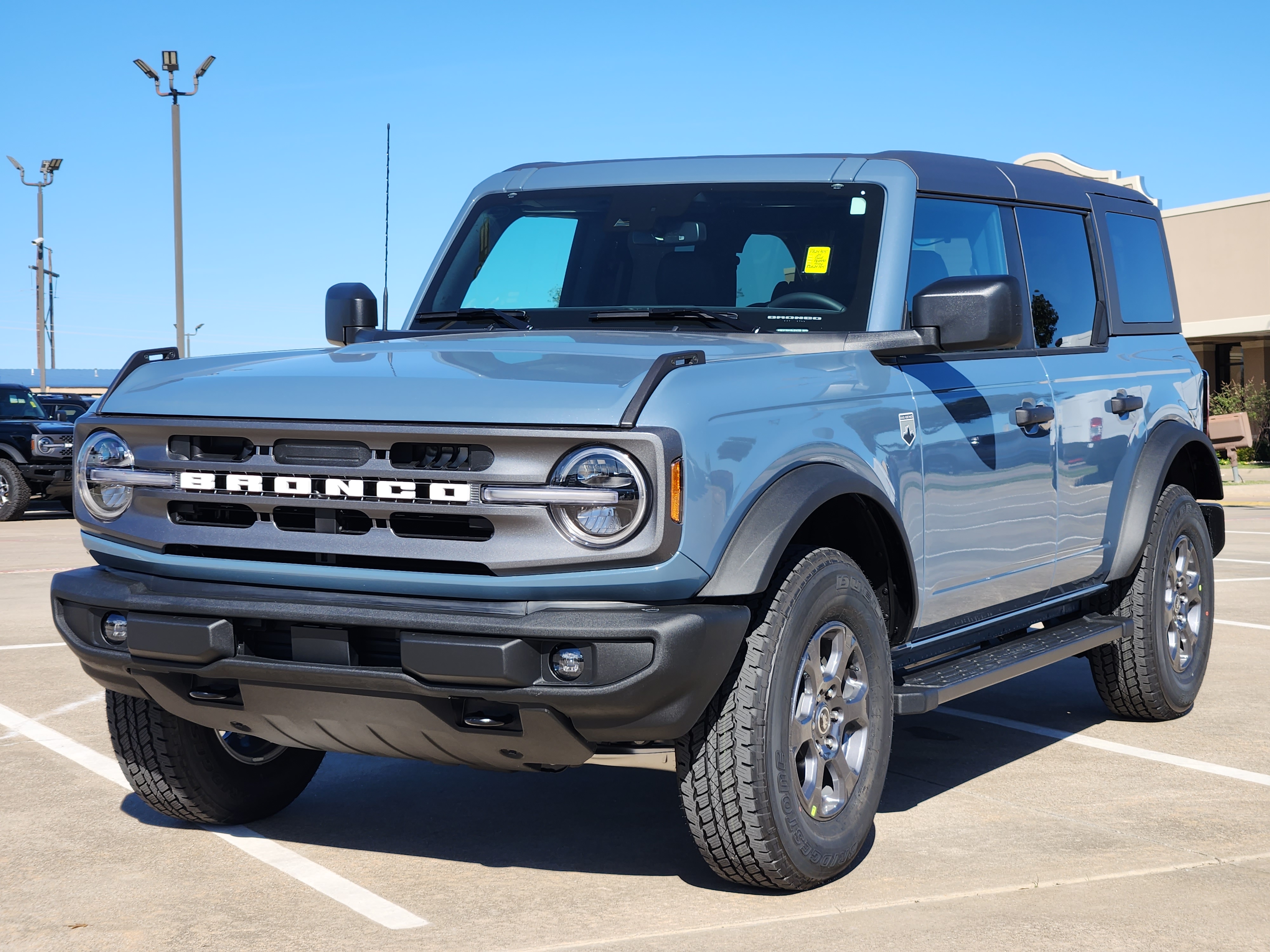 2024 Ford Bronco Big Bend 2