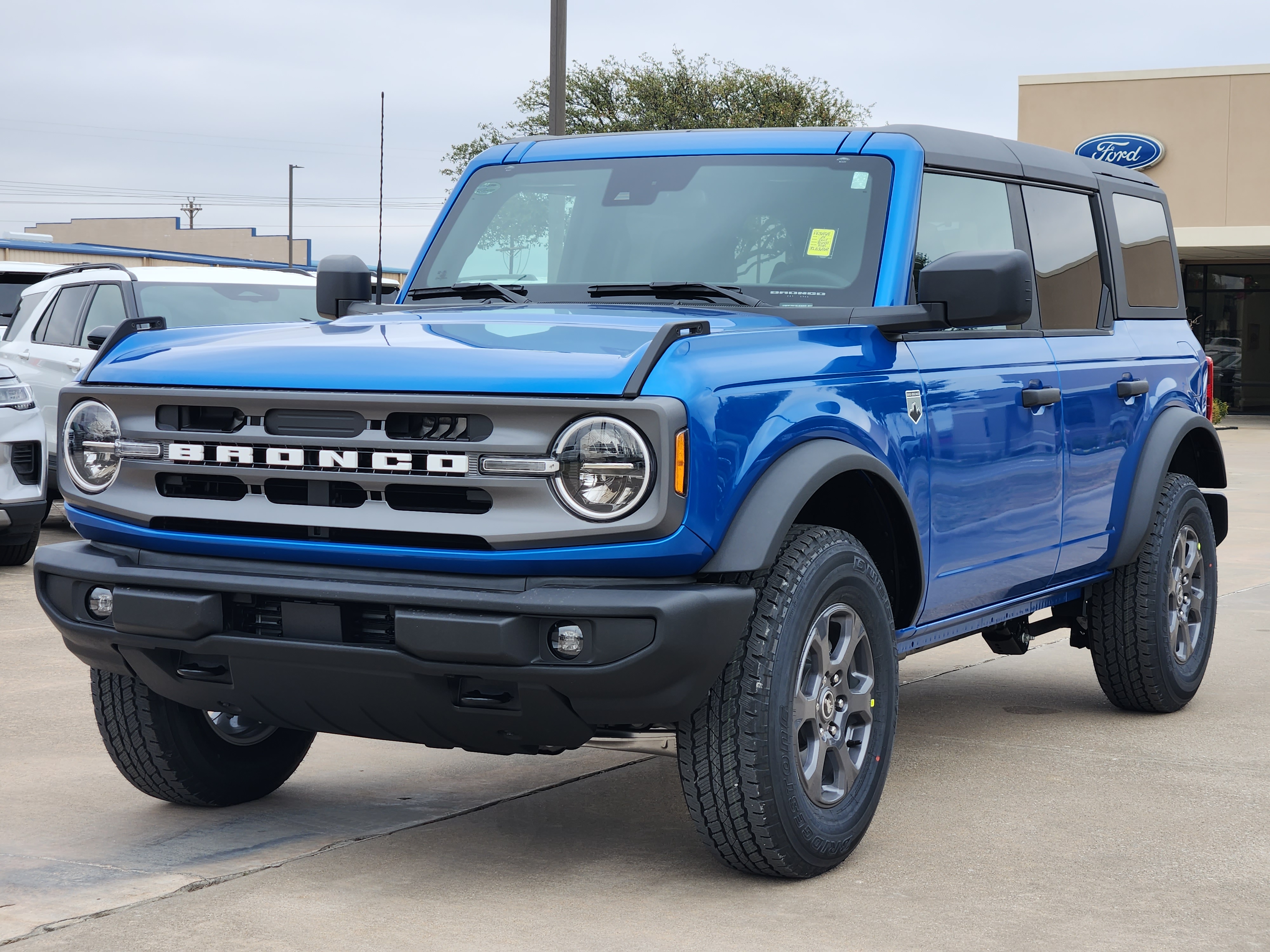 2024 Ford Bronco Big Bend 2