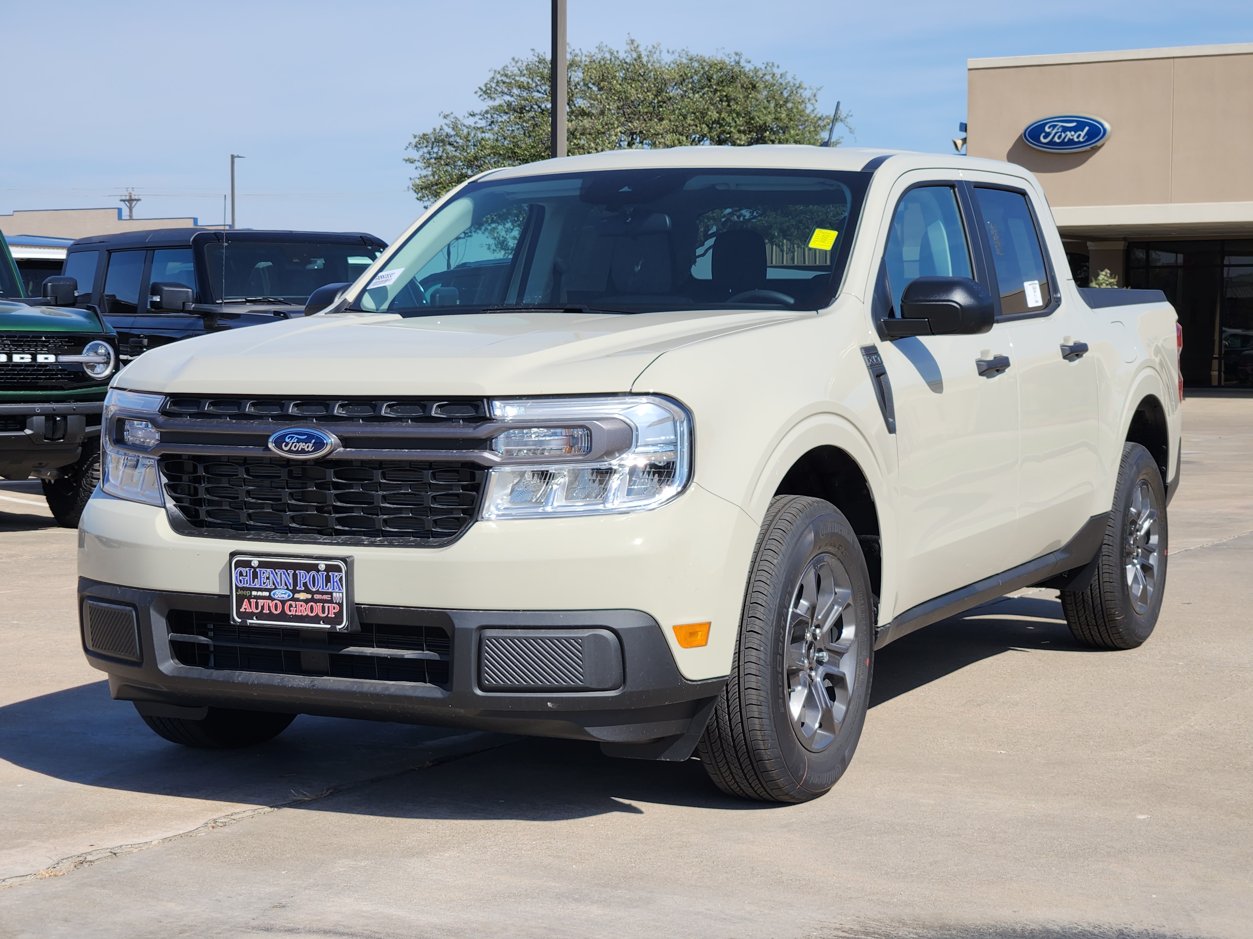 2024 Ford Maverick XLT 2