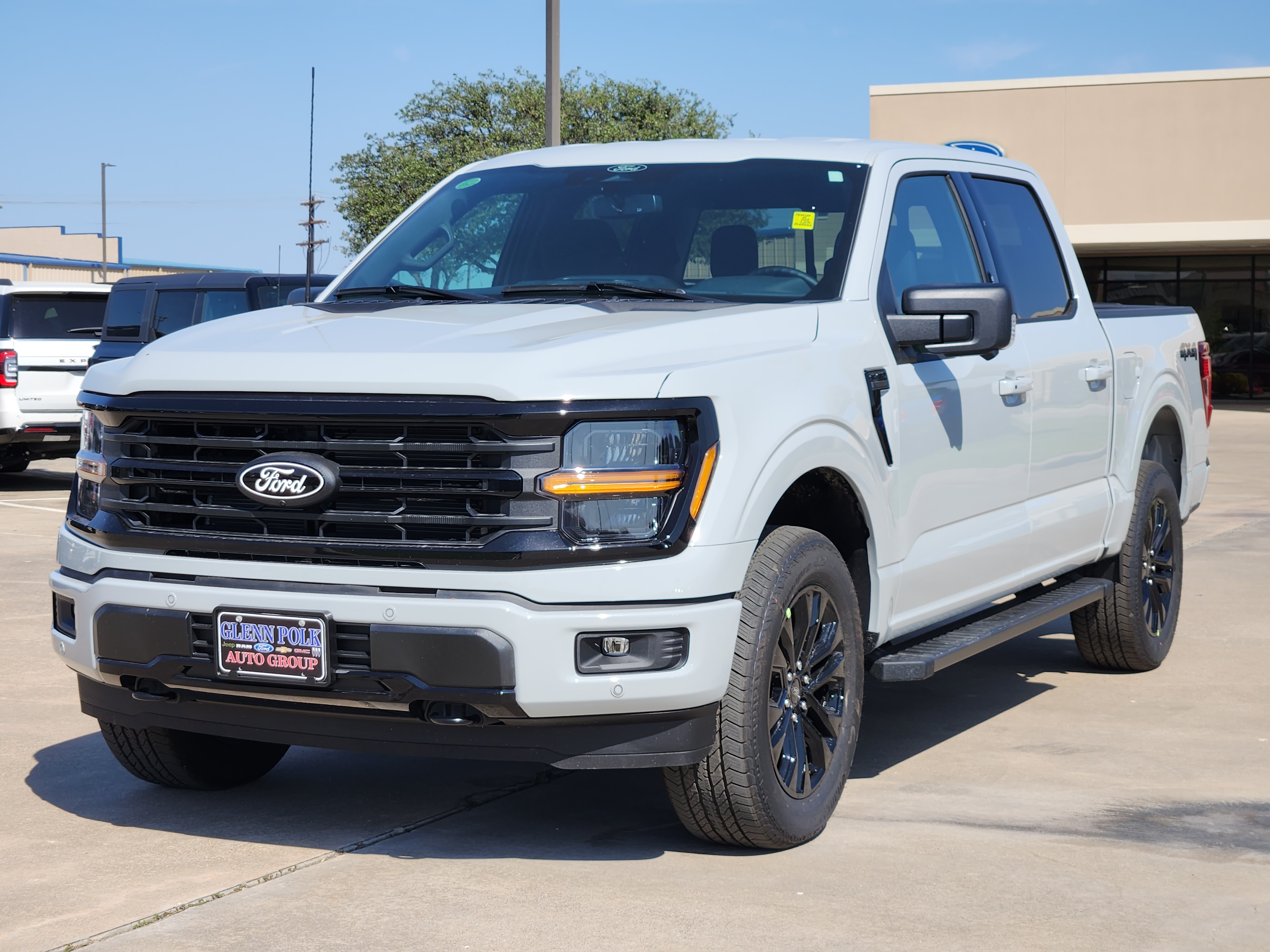 2024 Ford F-150 XLT 2