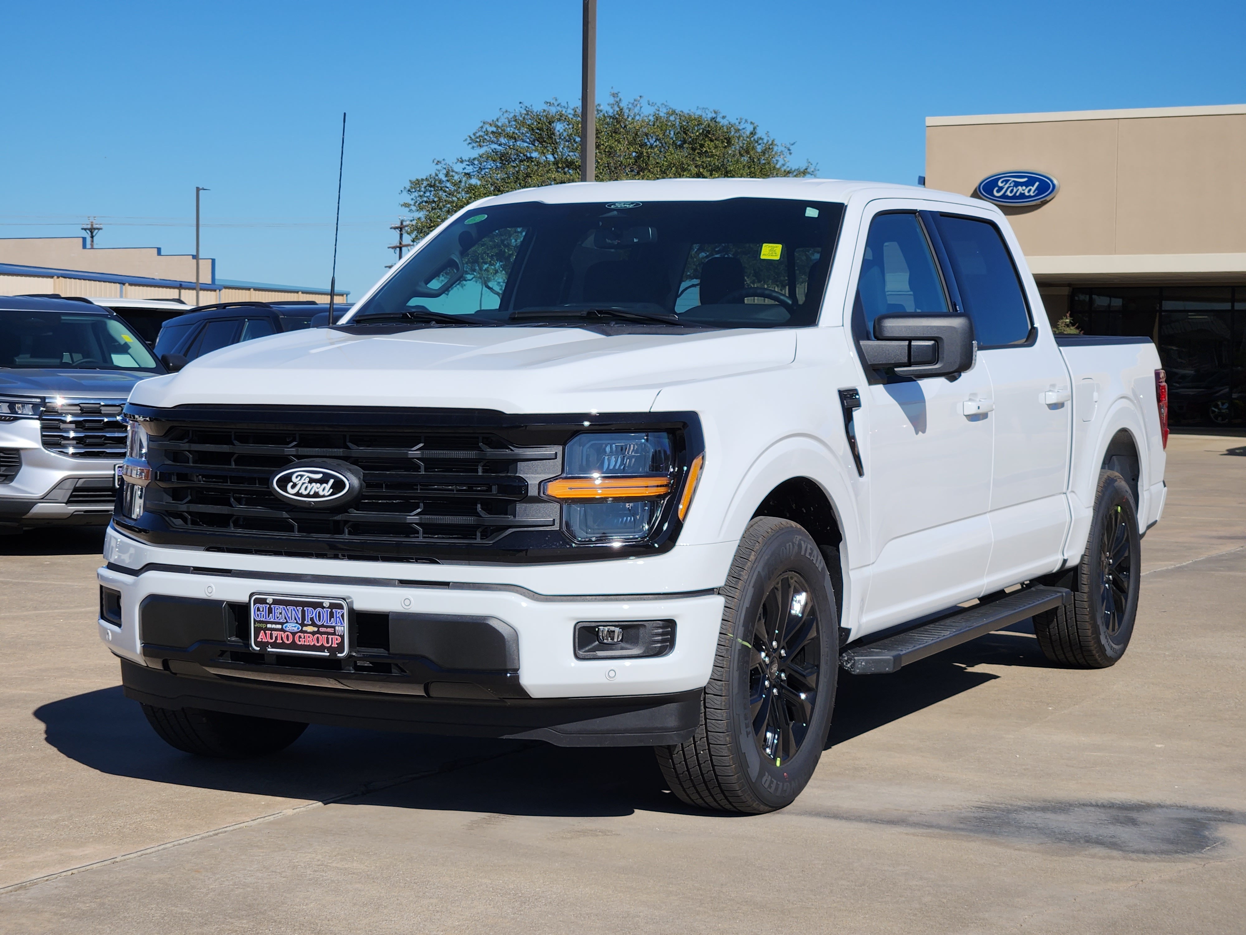 2024 Ford F-150 XLT 2