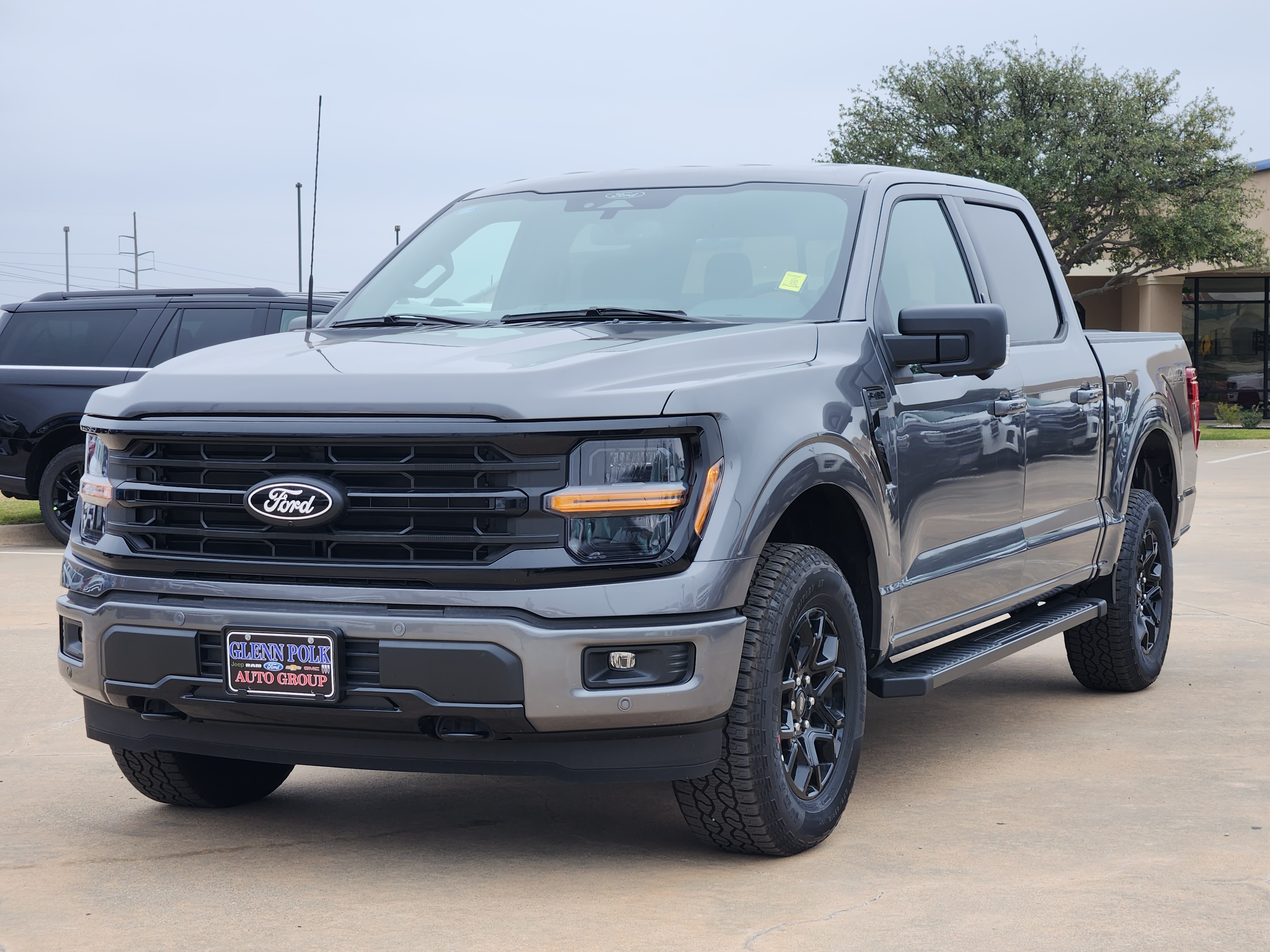 2024 Ford F-150 XLT 2