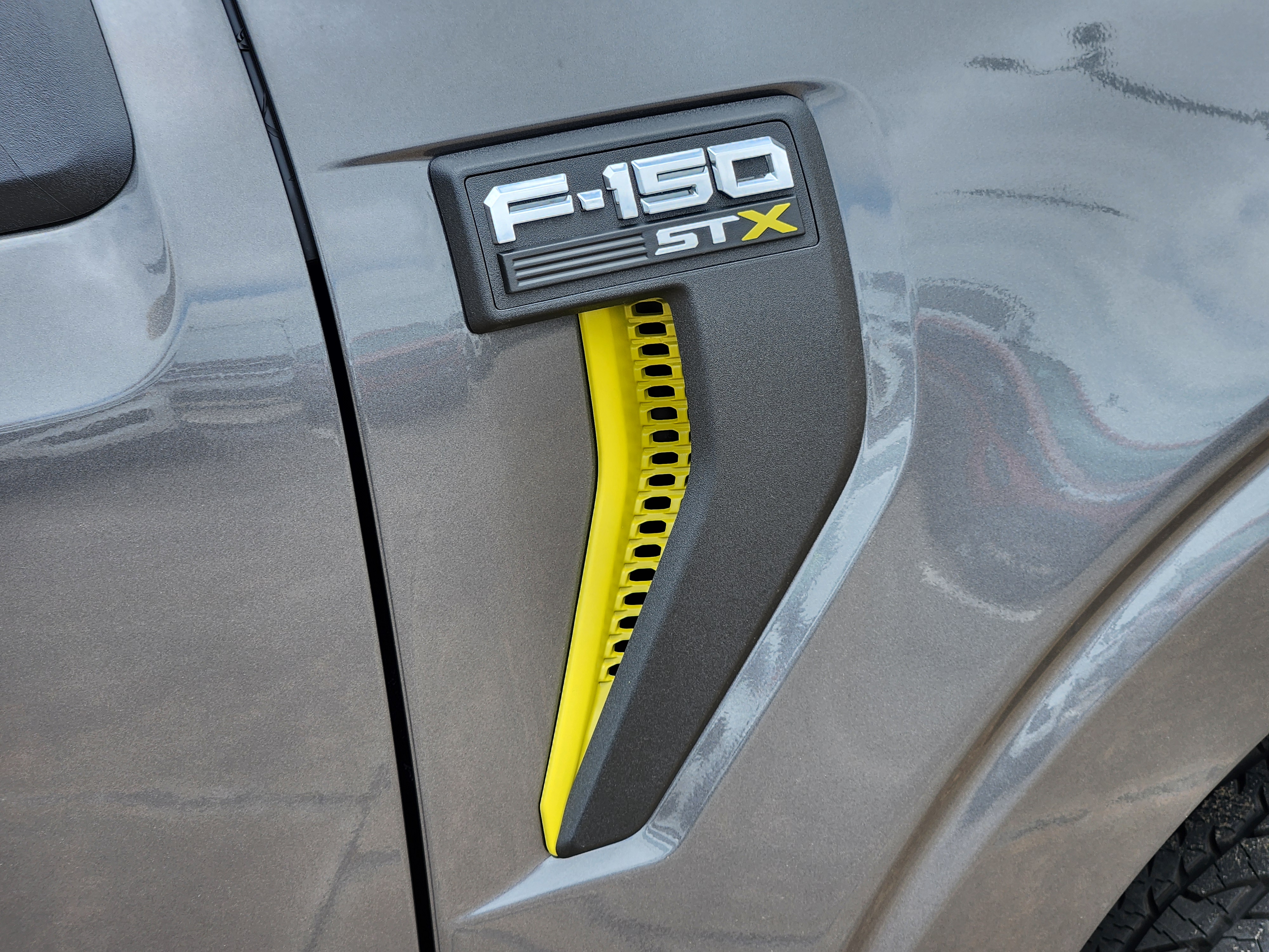 2024 Ford F-150 STX 9