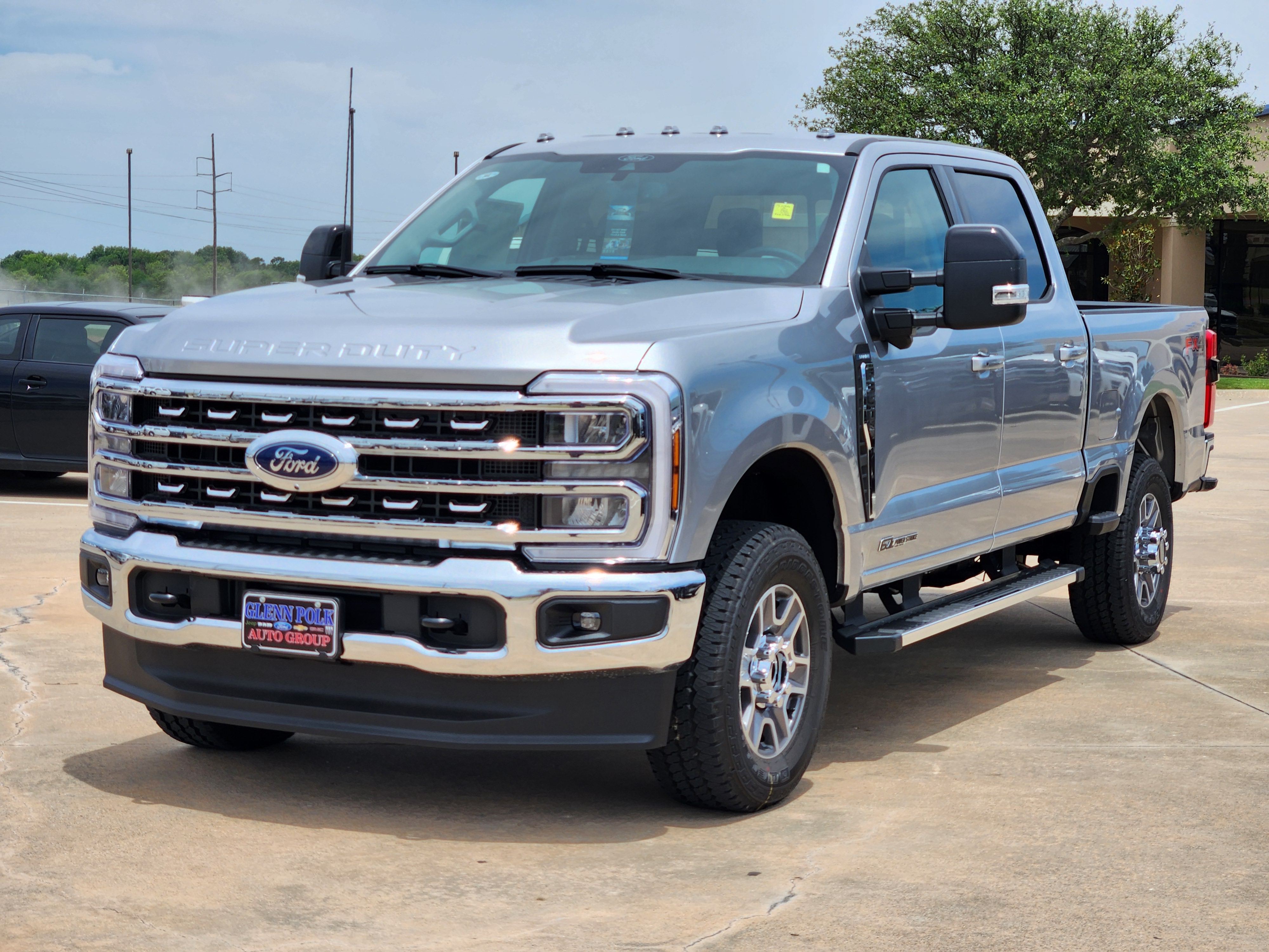 2024 Ford F-350SD Lariat 2