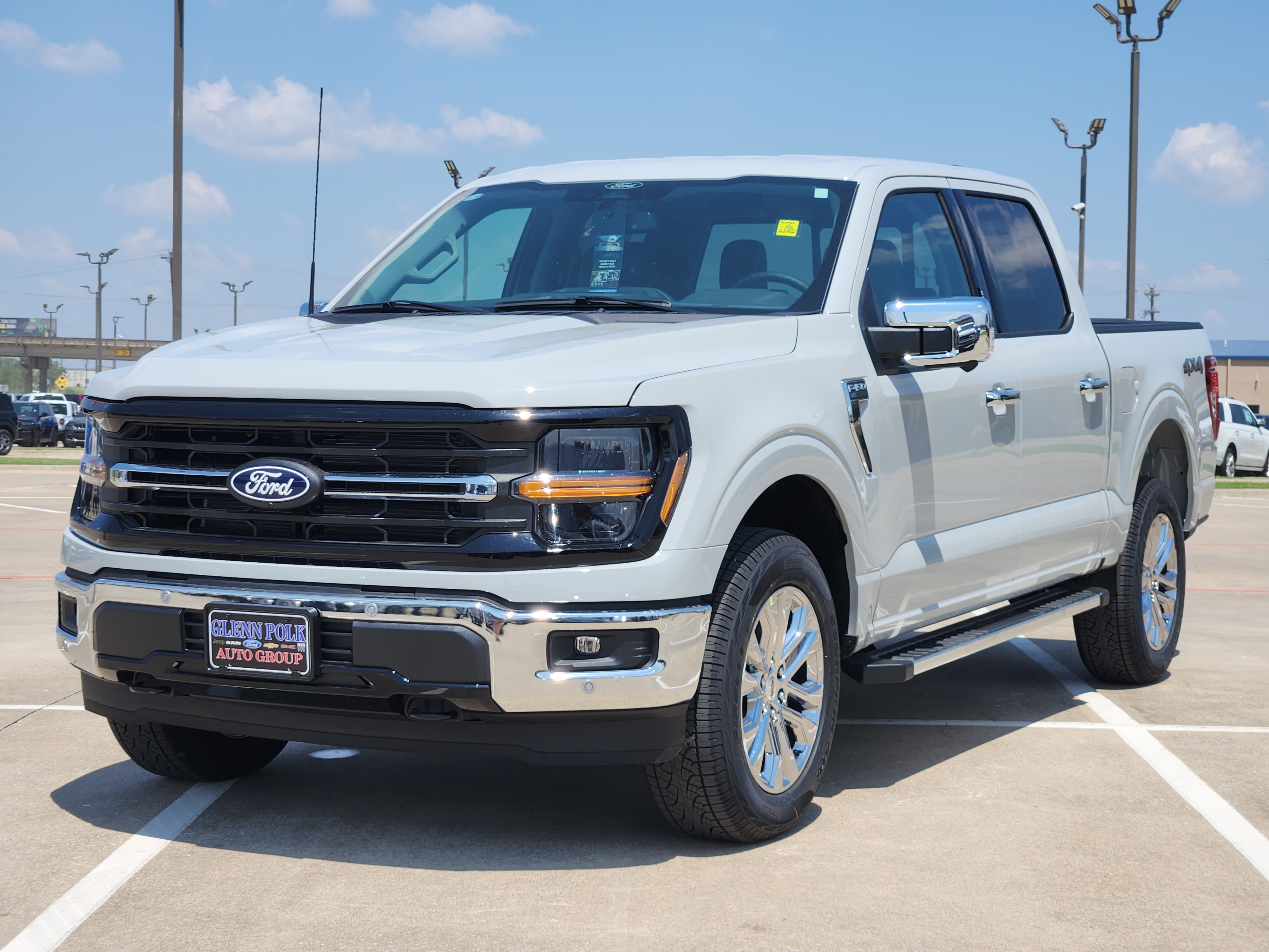 2024 Ford F-150 XLT 2