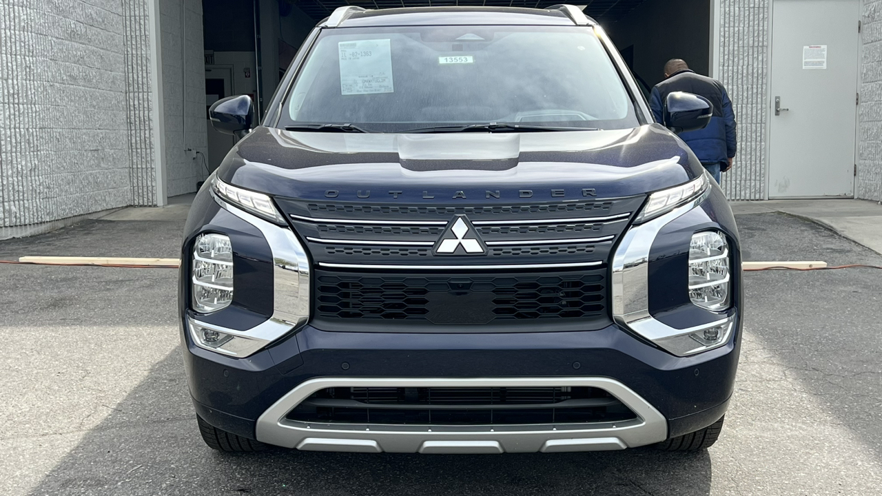 2024 Mitsubishi Outlander SEL 2