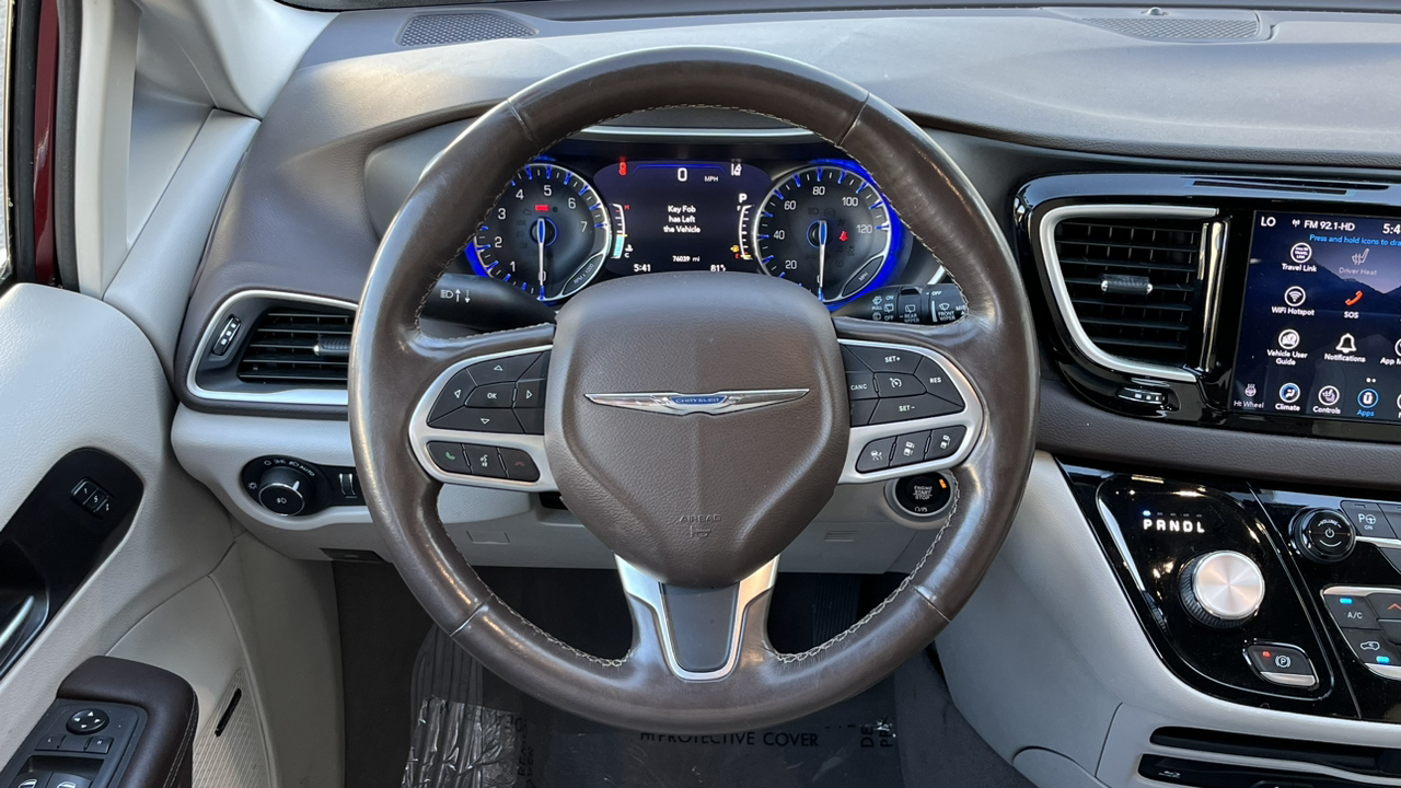 2020 Chrysler Pacifica Touring L Plus 22
