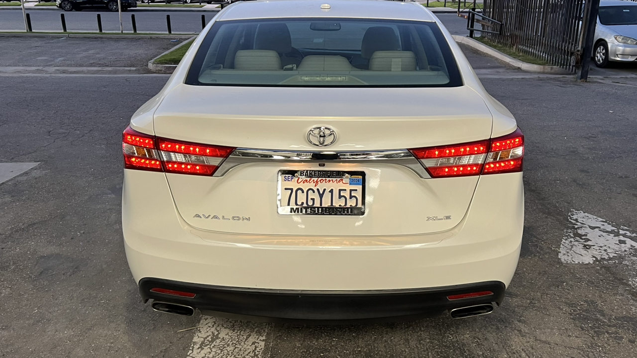 2013 Toyota Avalon  6