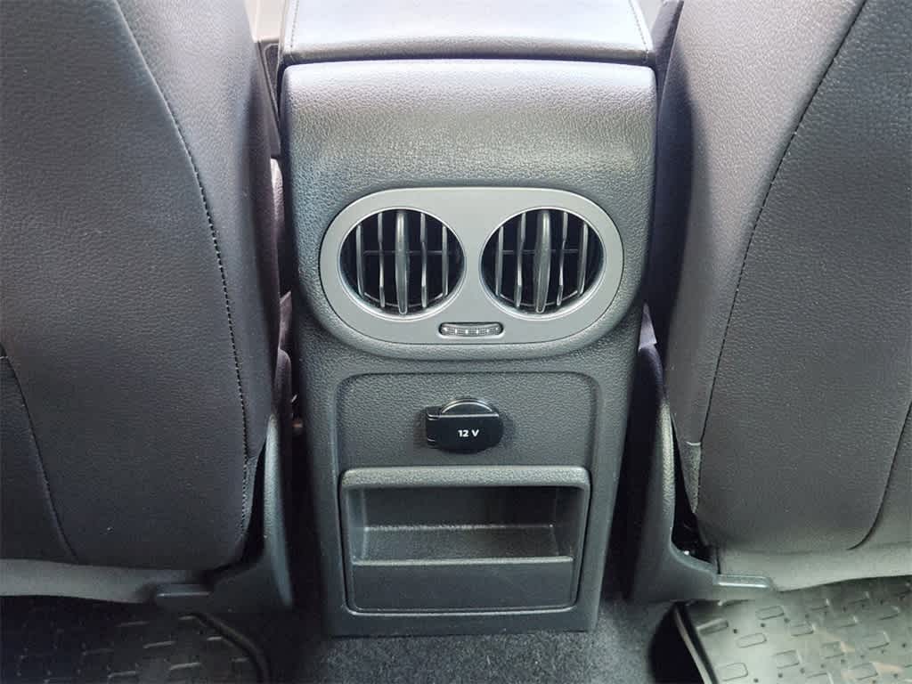 2014 Volkswagen Tiguan SE 30