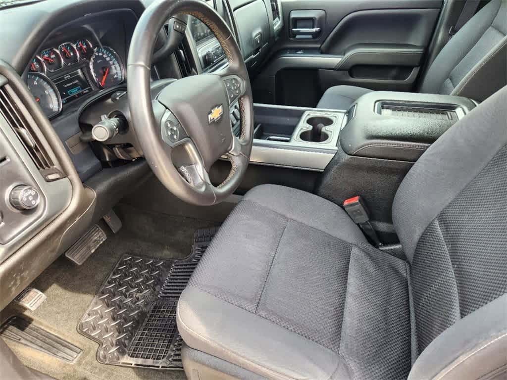 2017 Chevrolet Silverado 1500 LT 2WD Crew Cab 143.5 2