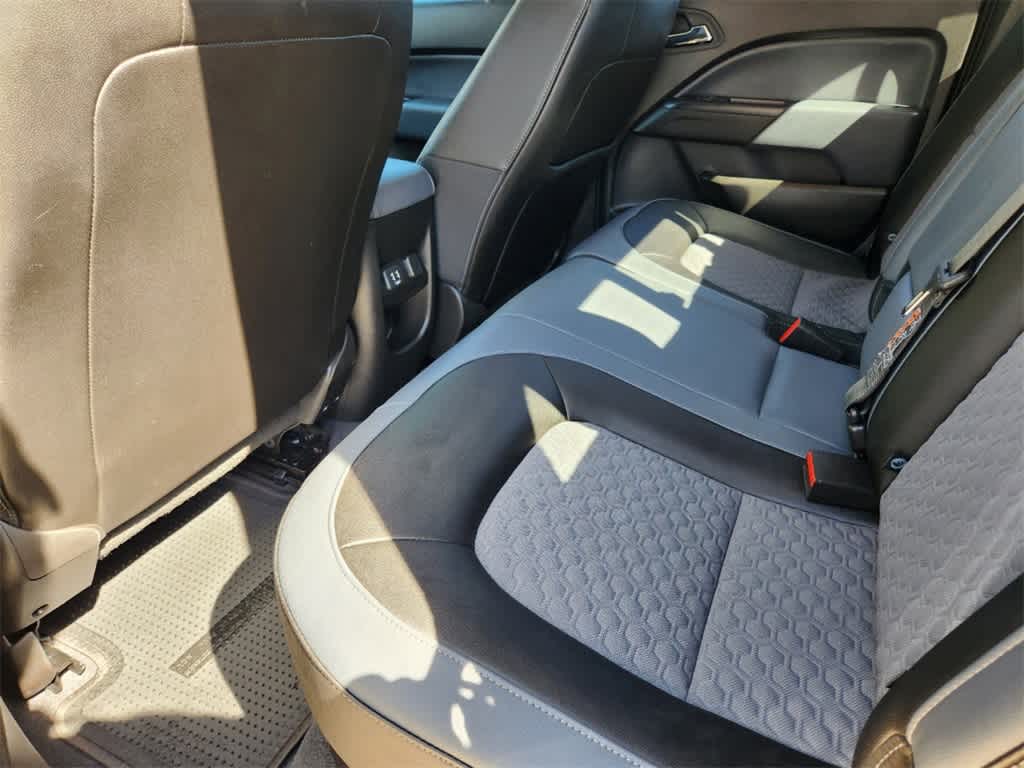 2019 Chevrolet Colorado 4WD Z71 Crew Cab 128.3 27