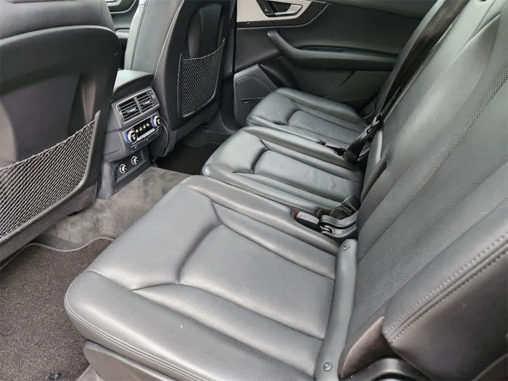 2019 Audi Q7 Premium Plus 30
