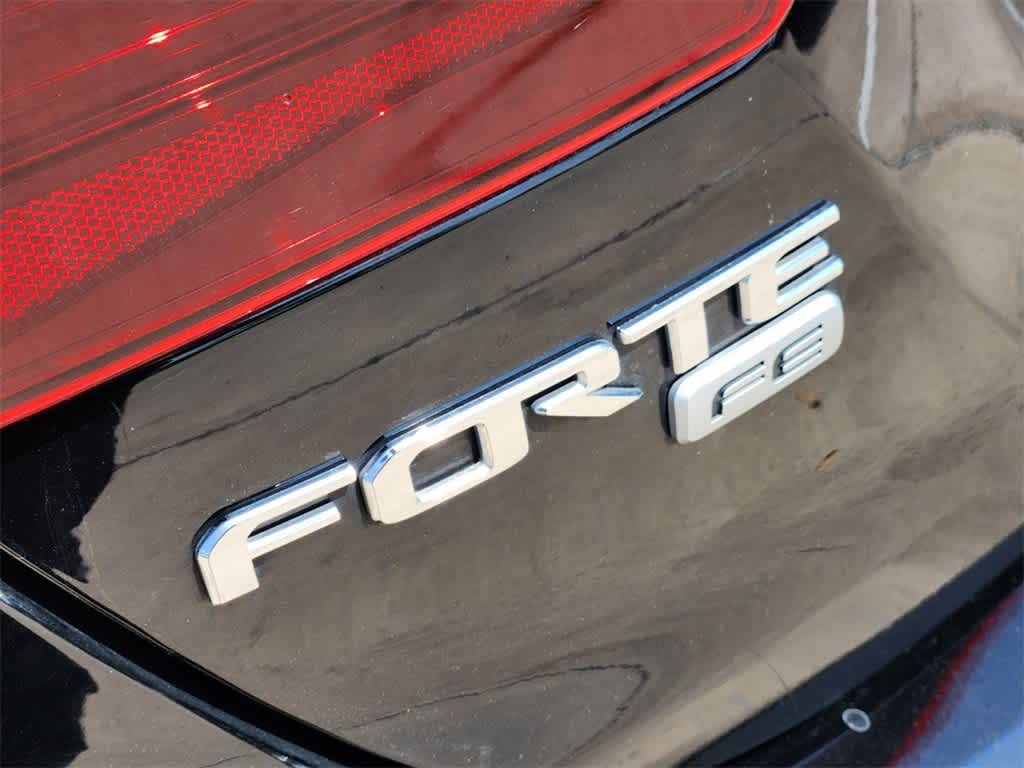 2019 Kia Forte FE 11