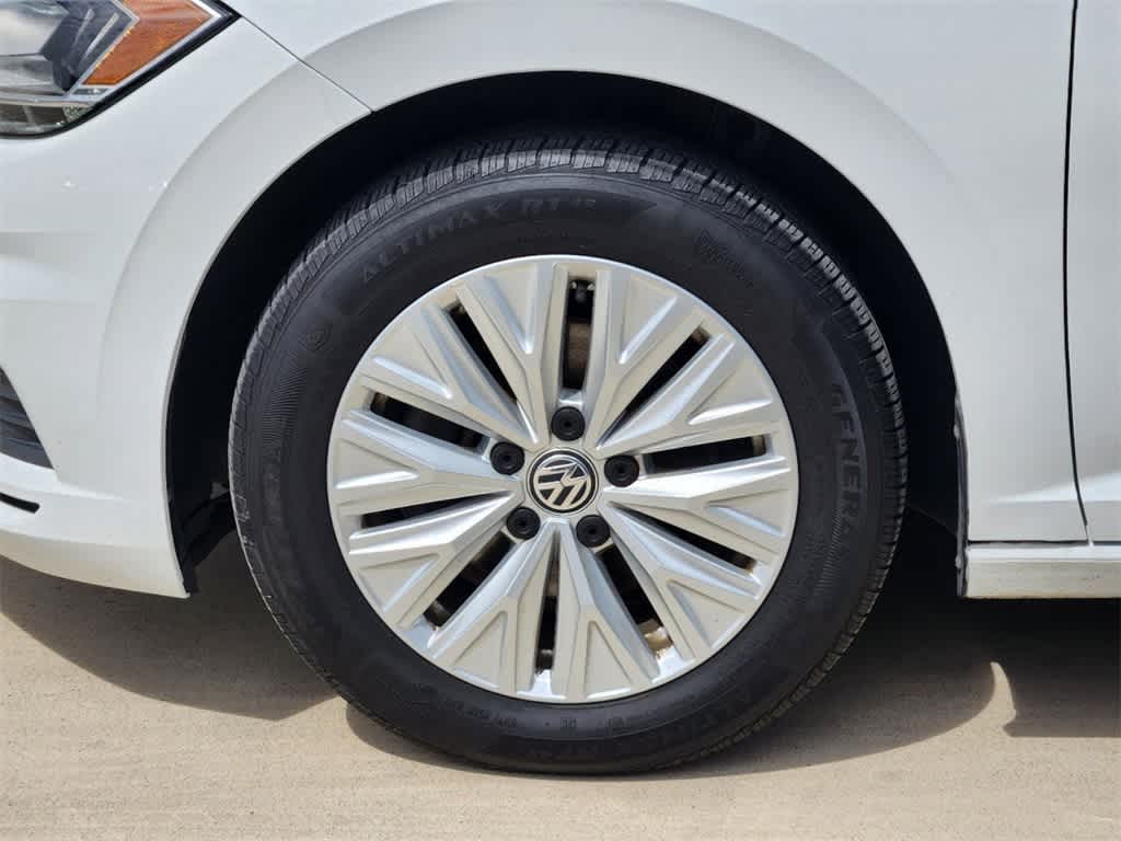 2019 Volkswagen Jetta S 8