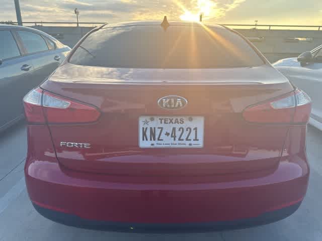 2016 Kia Forte LX 8