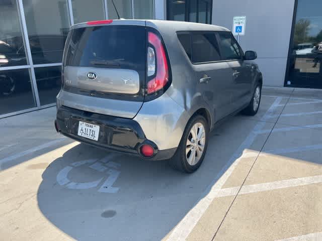 2016 Kia Soul + 6