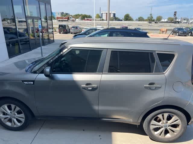 2016 Kia Soul + 7