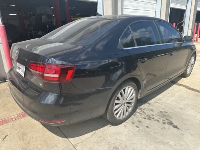 2016 Volkswagen Jetta 1.8T SPORT 4