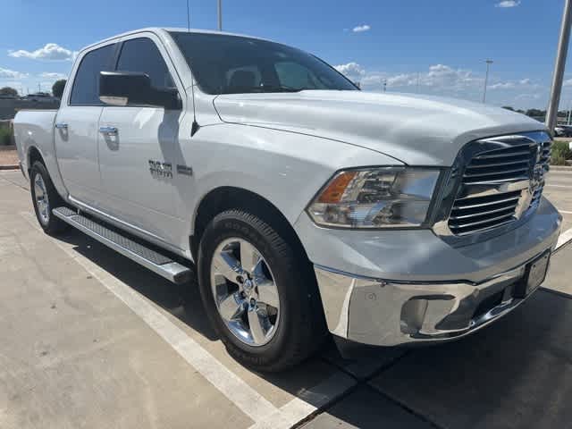 2016 Ram 1500 Lone Star 2WD Crew Cab 140.5 3