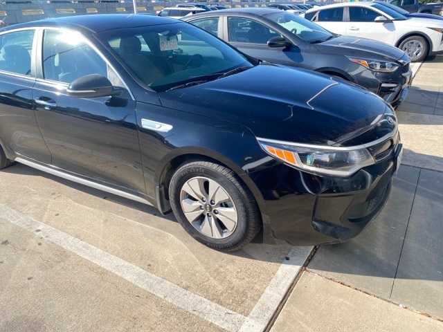 2017 Kia Optima Hybrid Base 3