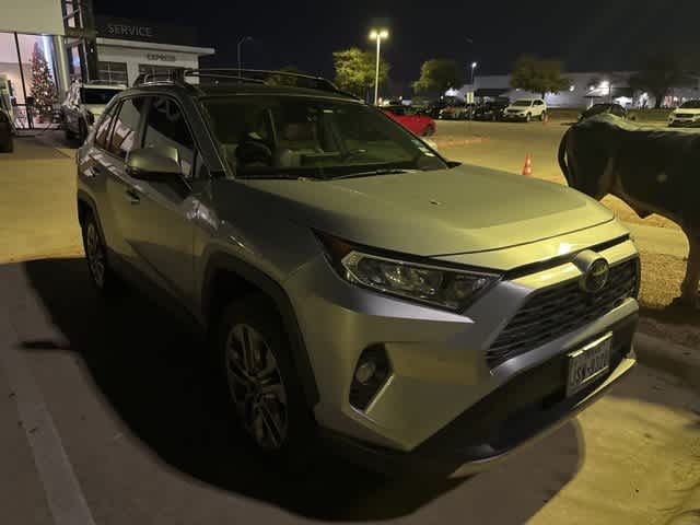 2019 Toyota RAV4 Limited 3