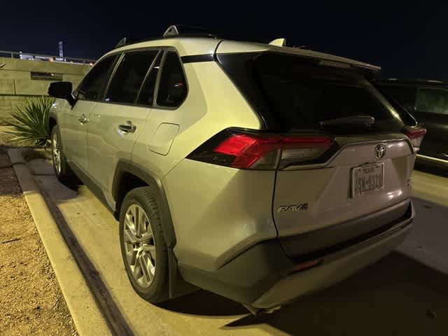 2019 Toyota RAV4 Limited 6