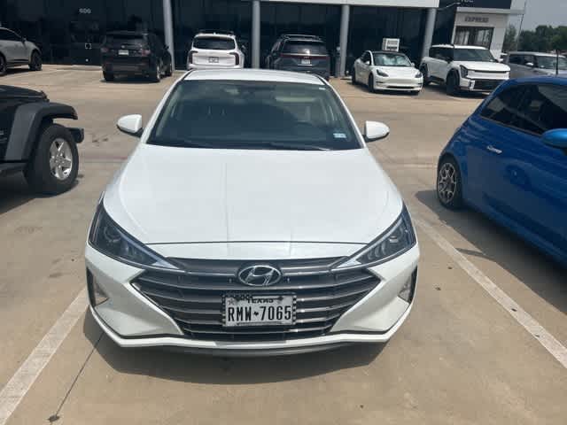 2019 Hyundai Elantra SEL 2