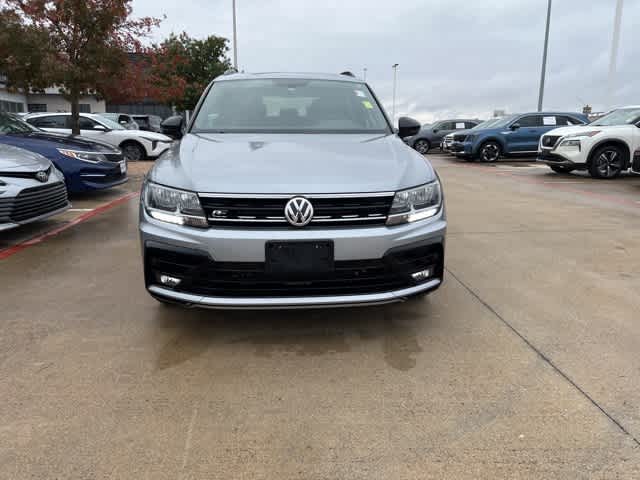 2019 Volkswagen Tiguan SEL R-Line Black 2